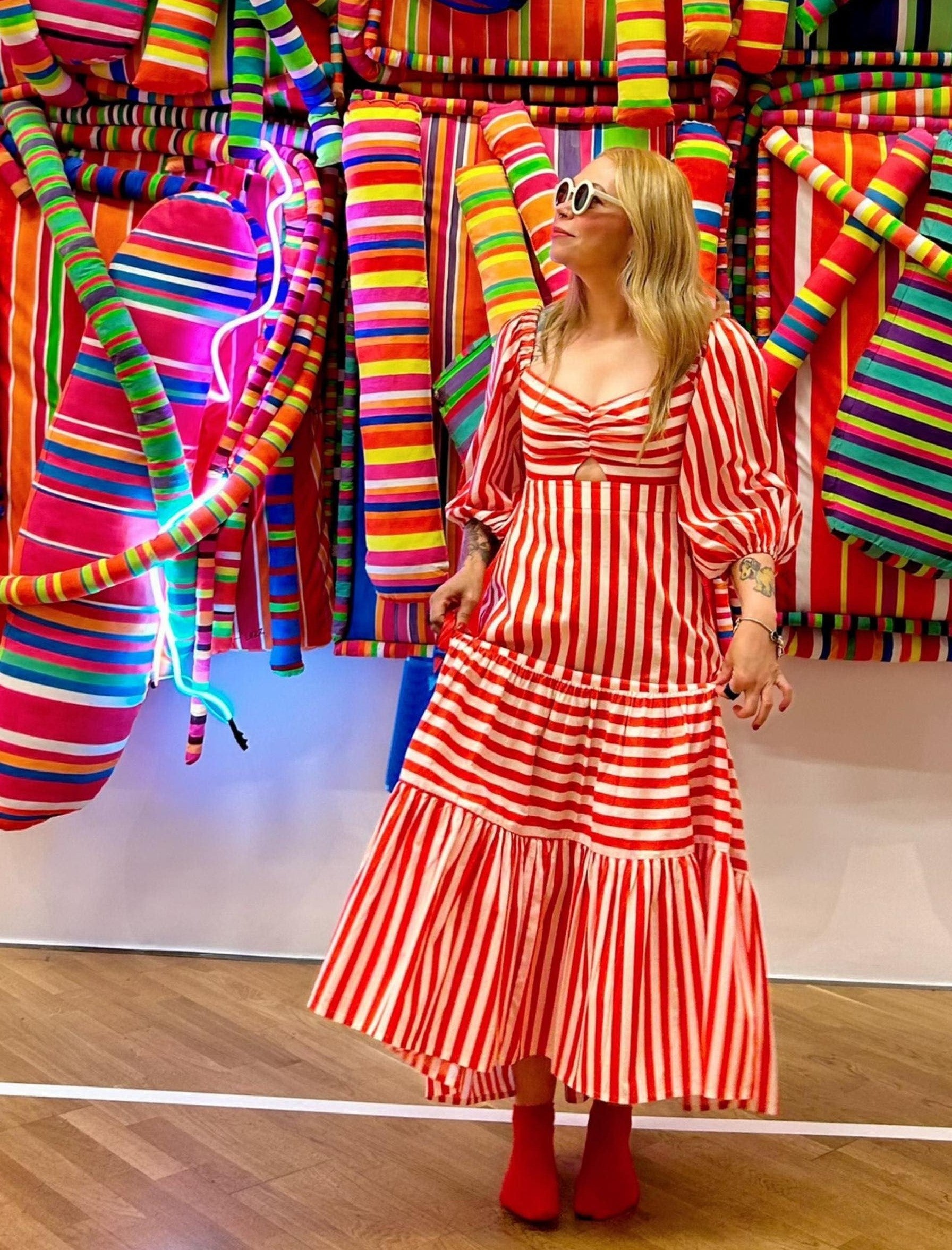 Women’s Striped Sweetheart Neck Fit & Flare Maxi Dress with Puff Sleeves