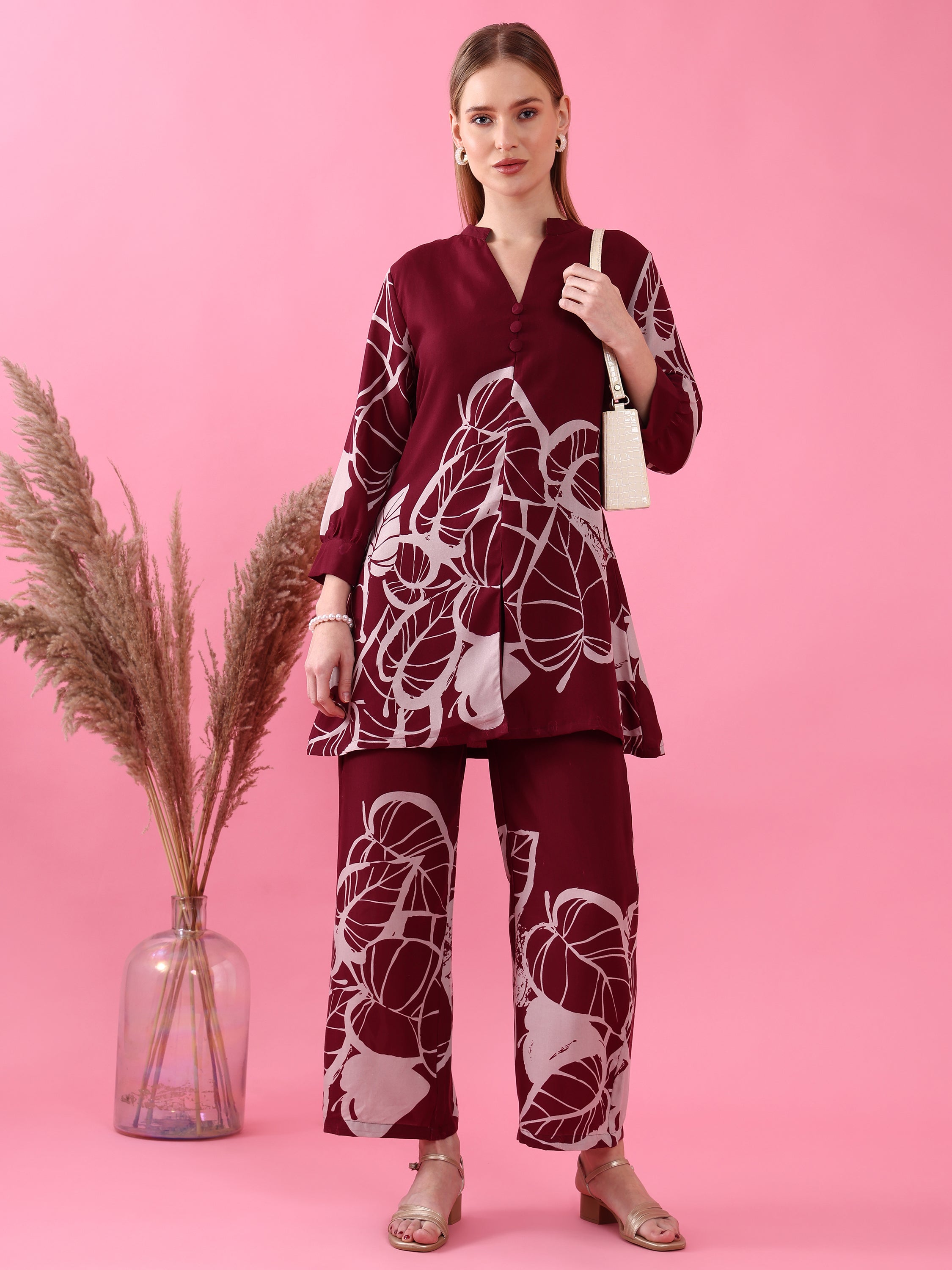 #color_Maroon