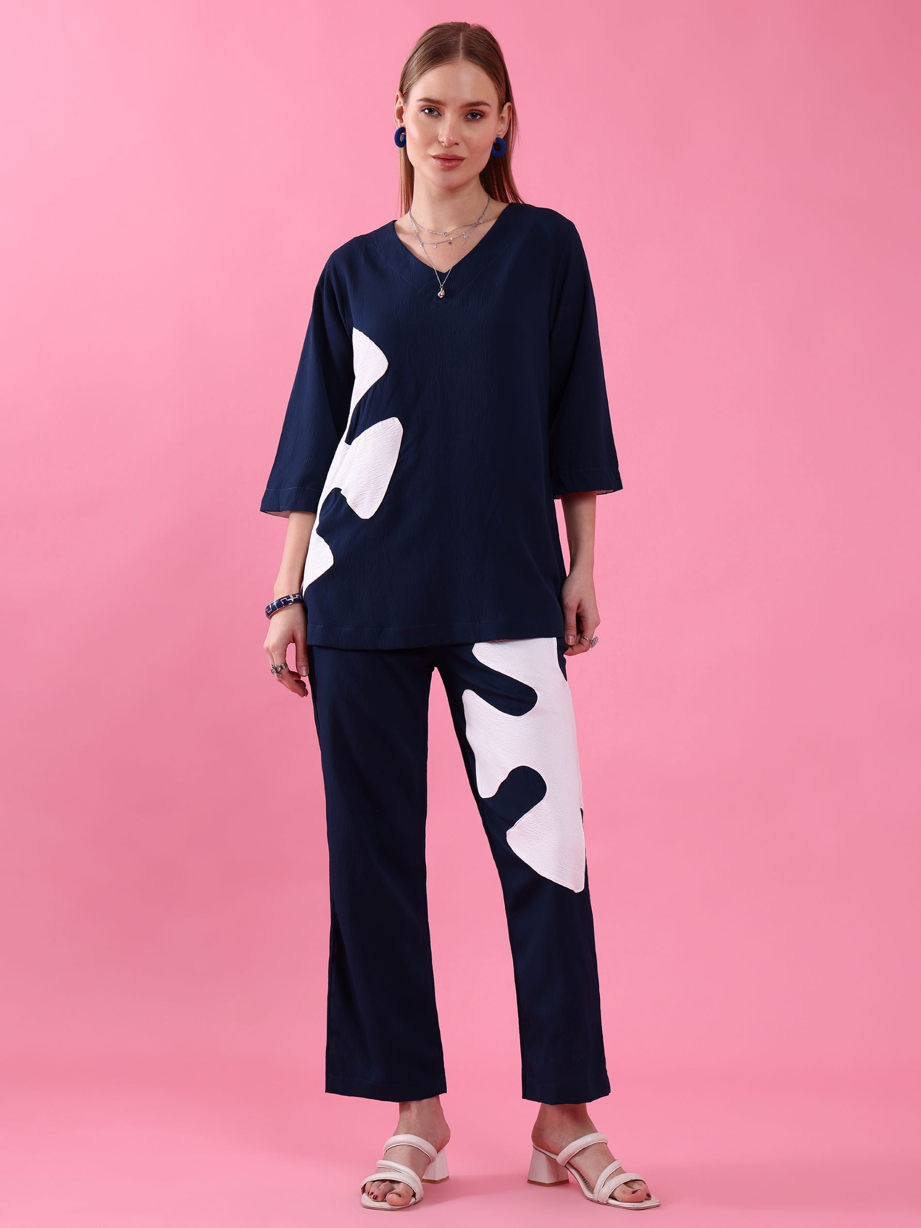 #color_Navy