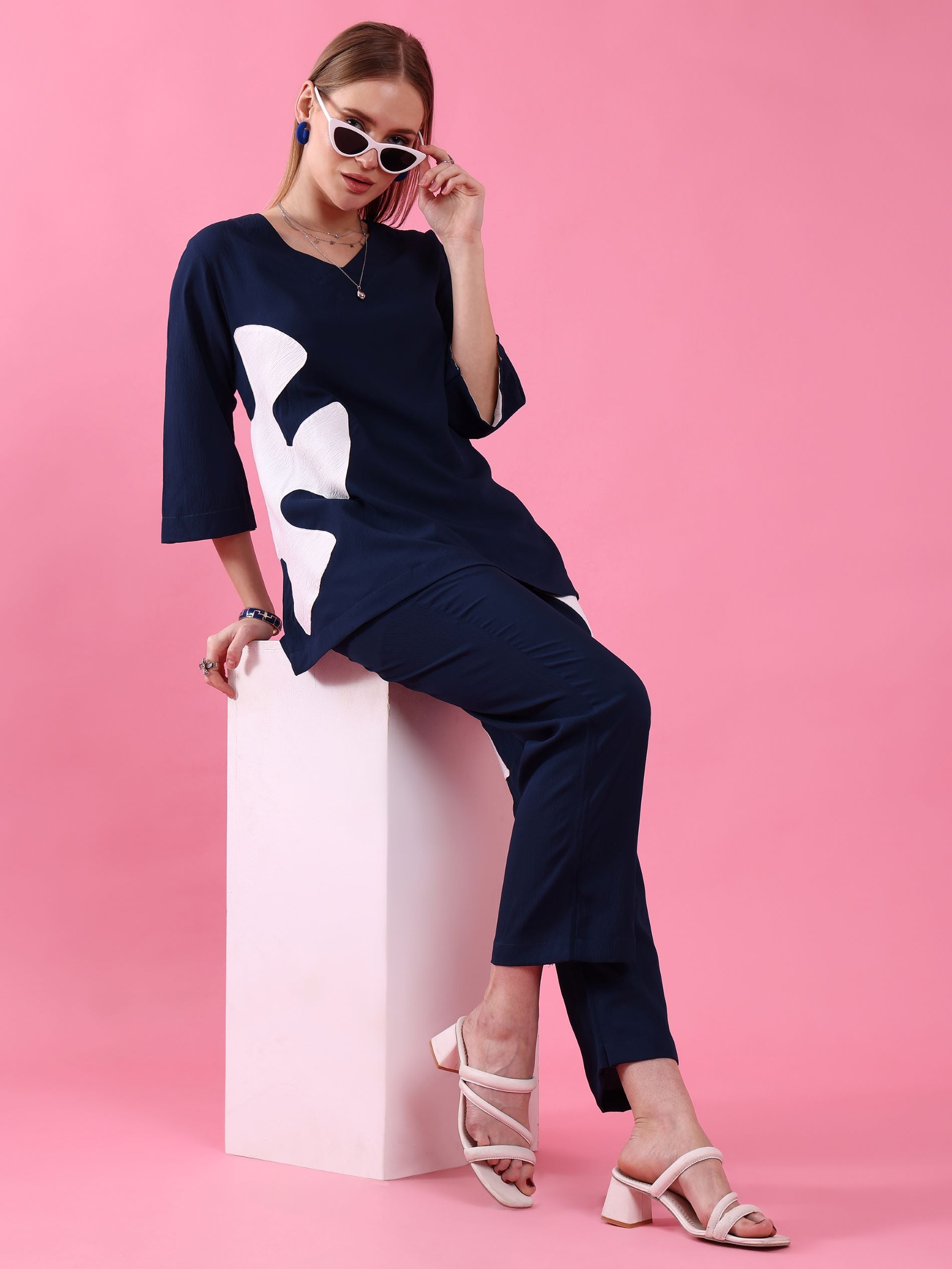 #color_Navy