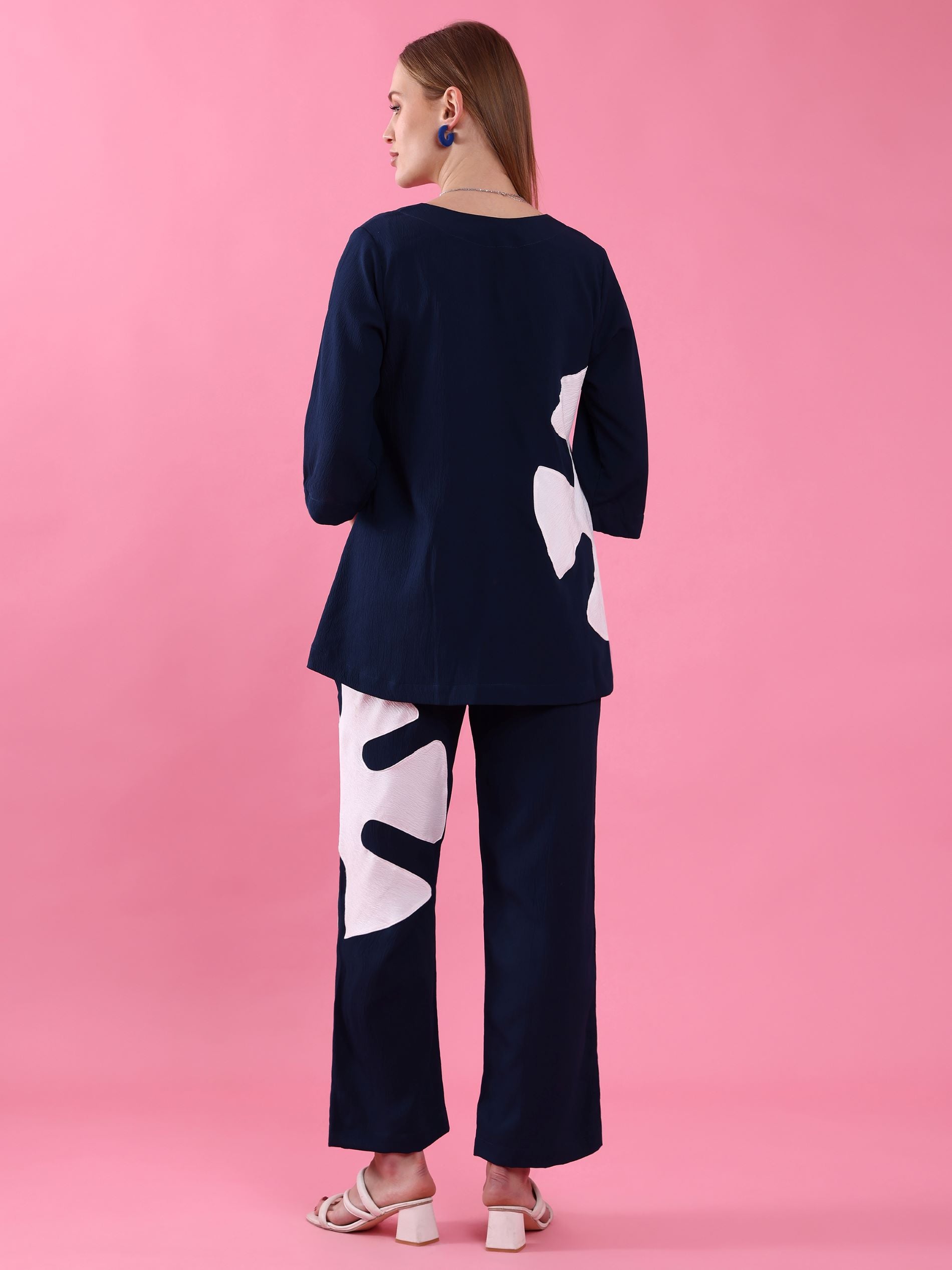#color_Navy