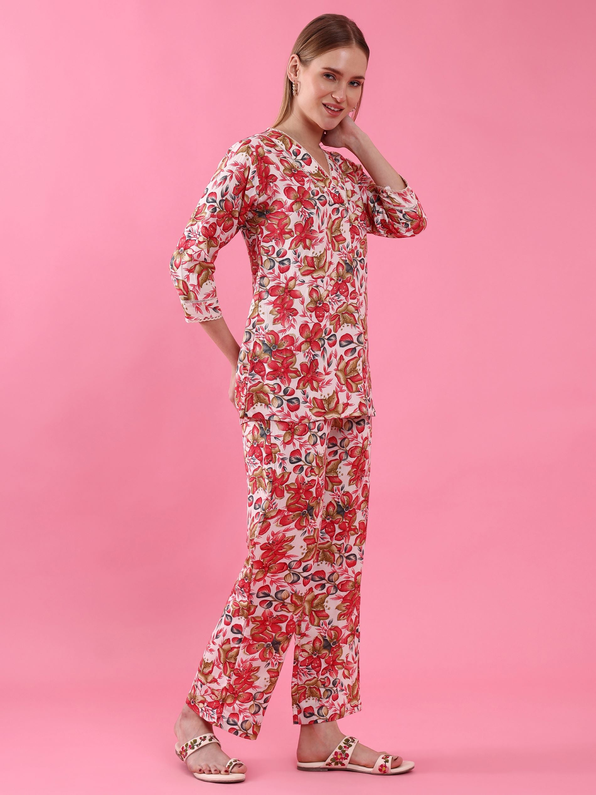 Multi-Colored Floral Printed V-Neck Co-ords Set