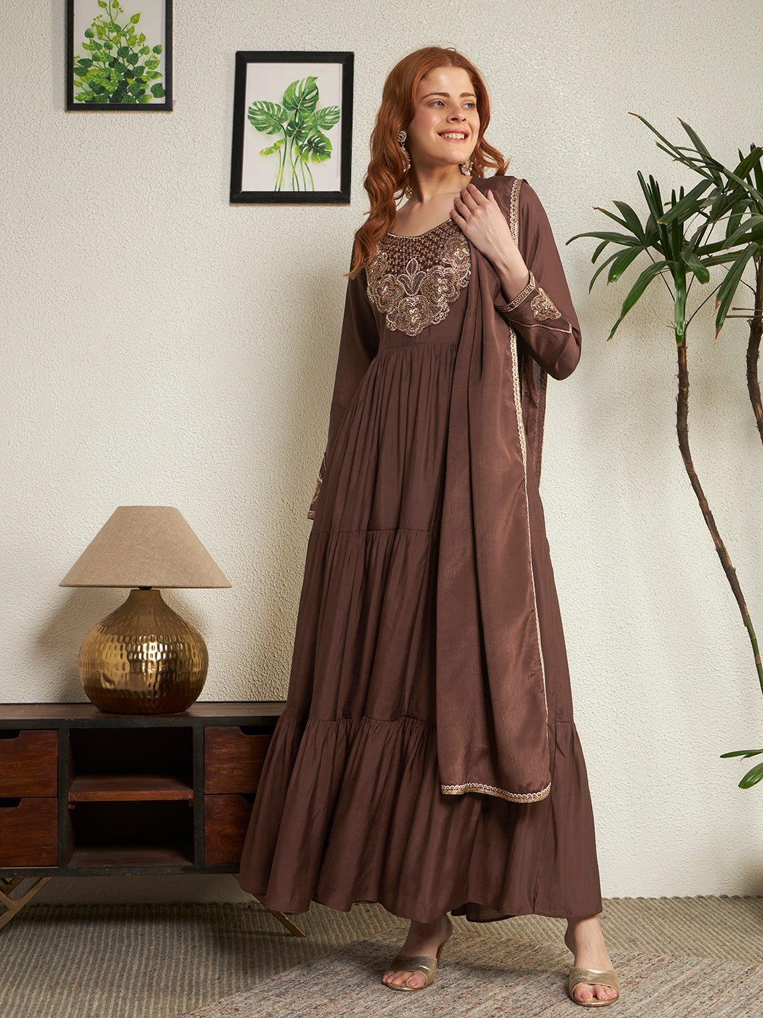 #color_Brown