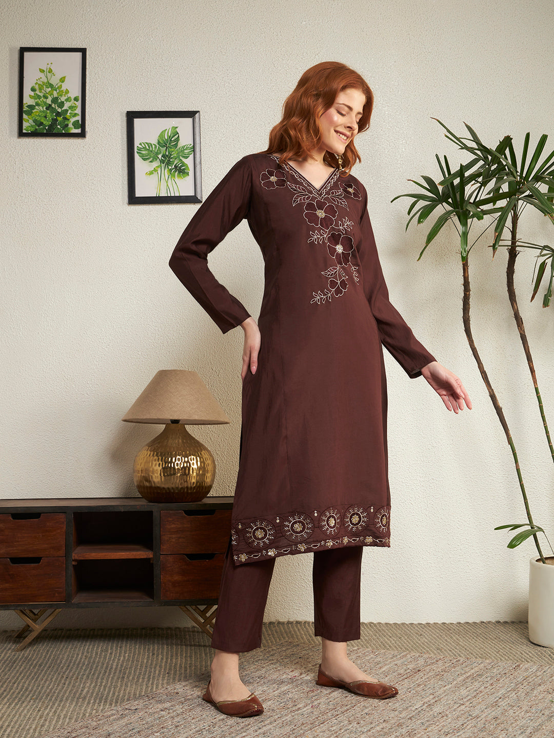 #Color_Brown