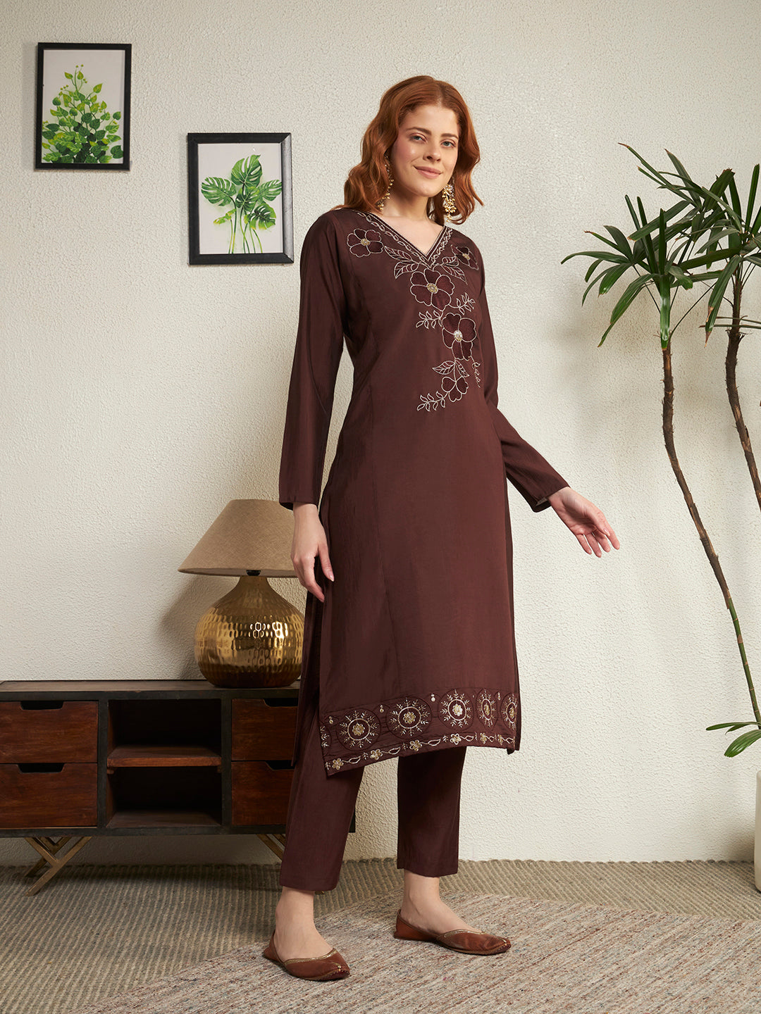 #Color_Brown