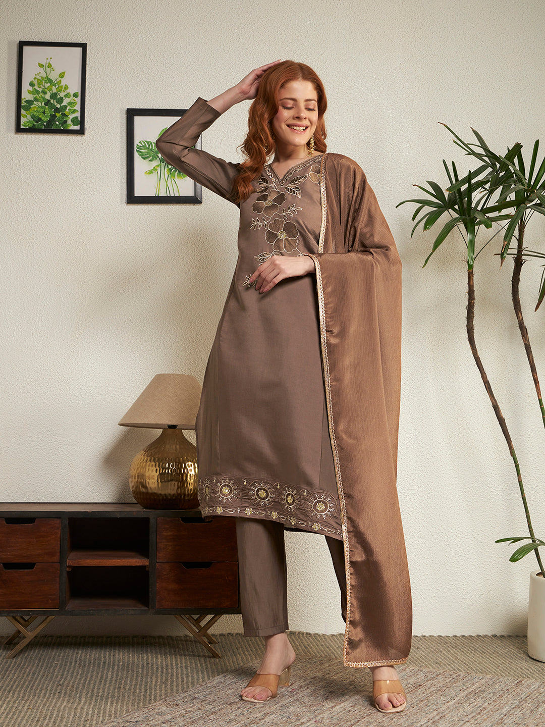 #Color_Copper Brown
