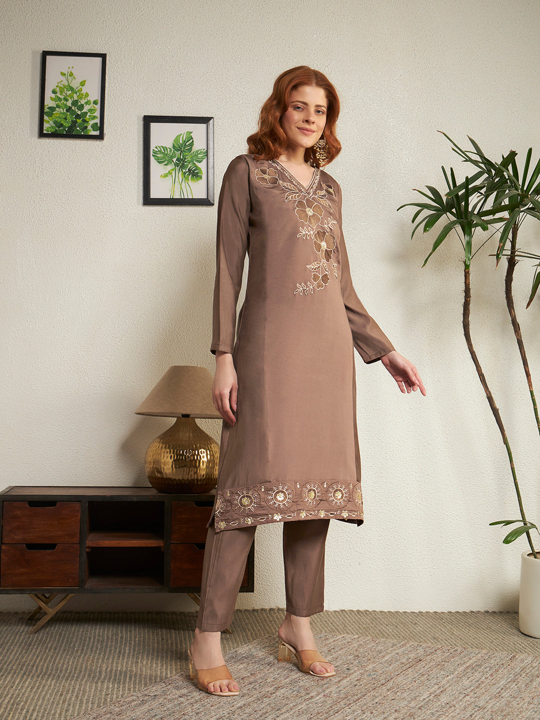 #Color_Copper Brown