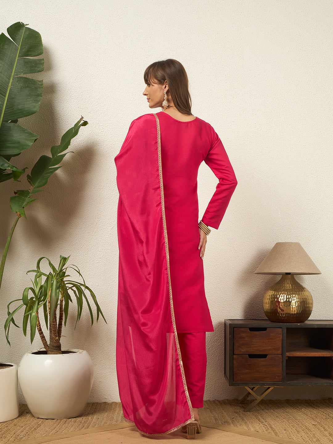 #color_Bold Pink