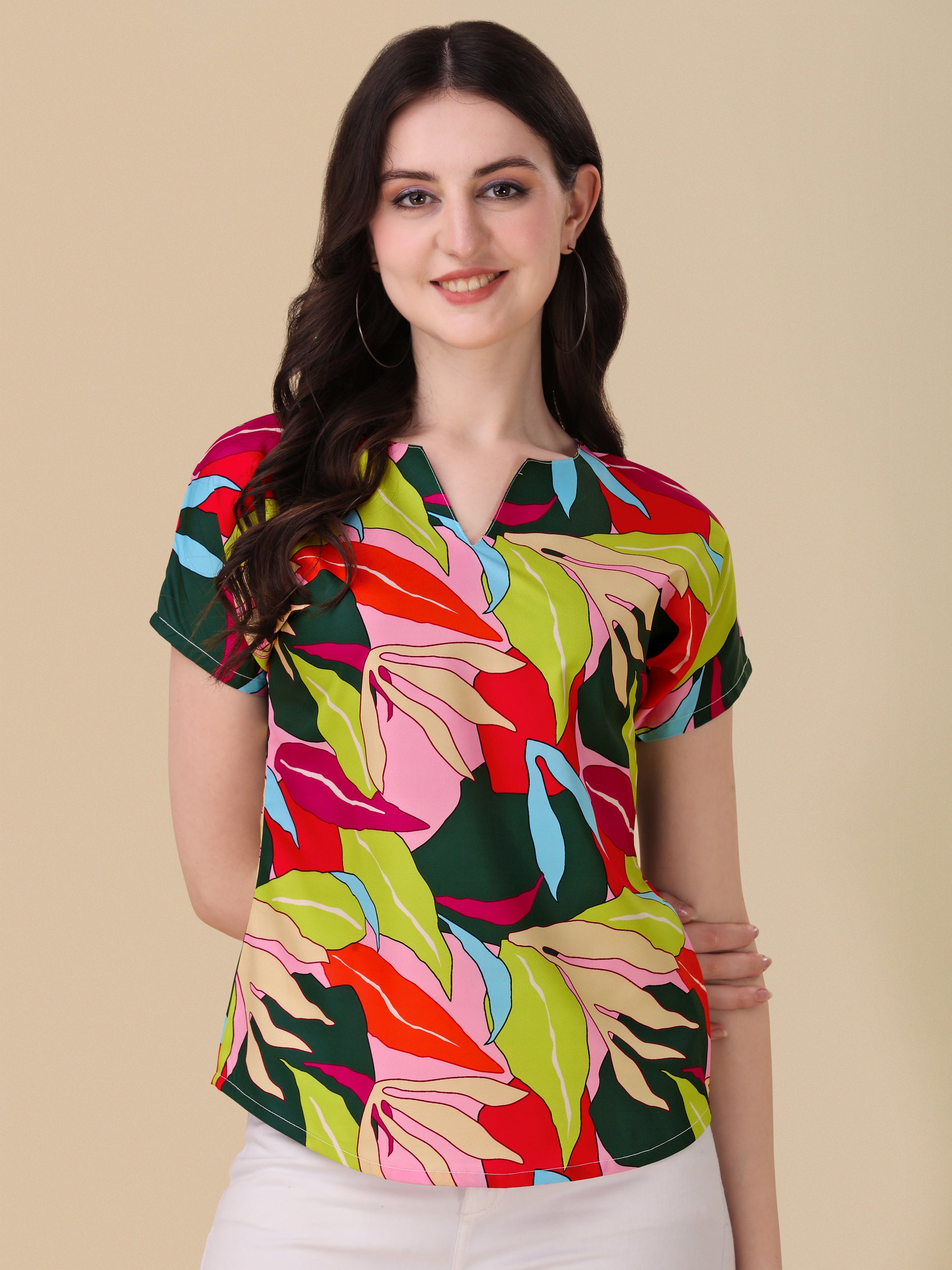 Regular Fit V-Neck Regular Sleeves Printed Women Top