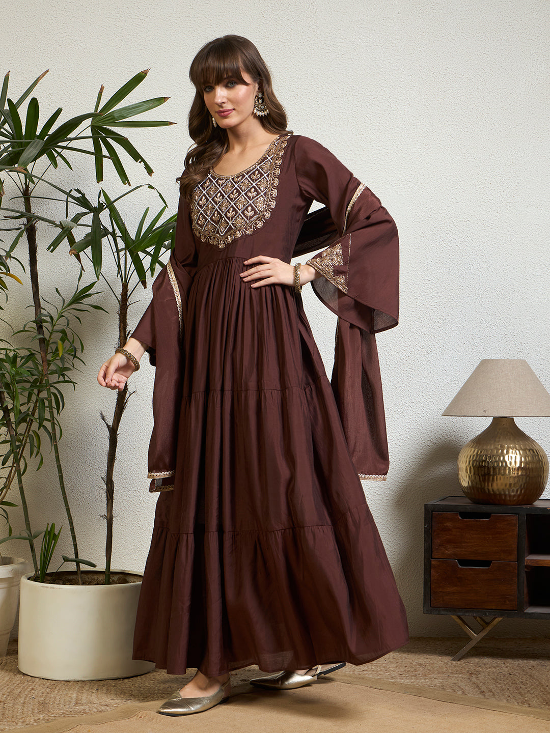 #color_Brown