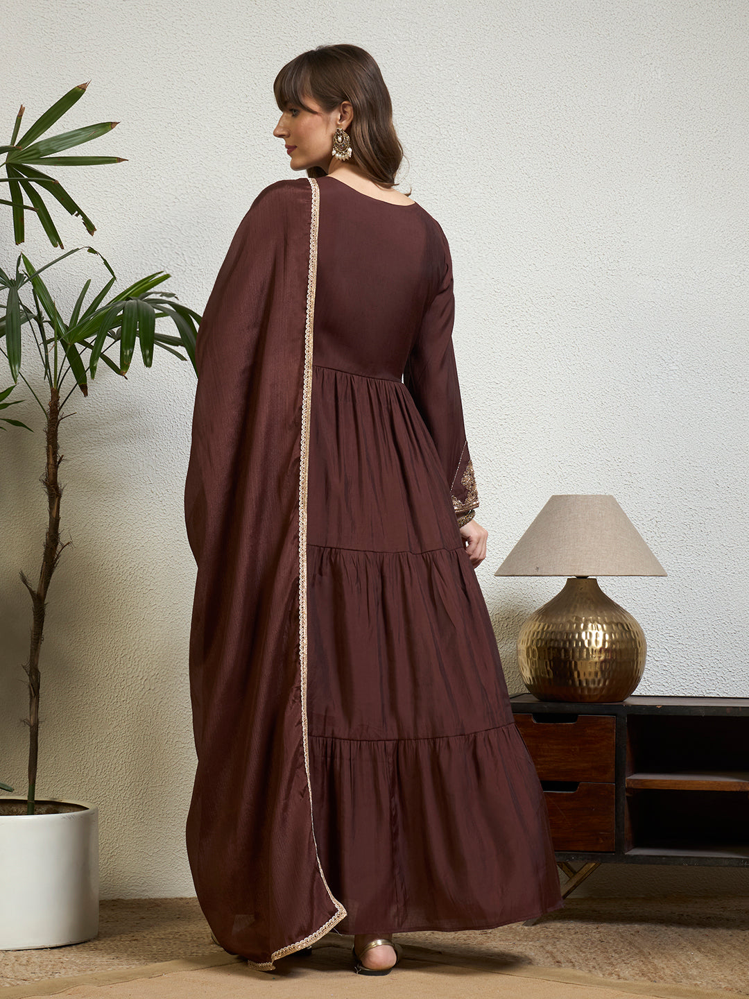 #color_Brown