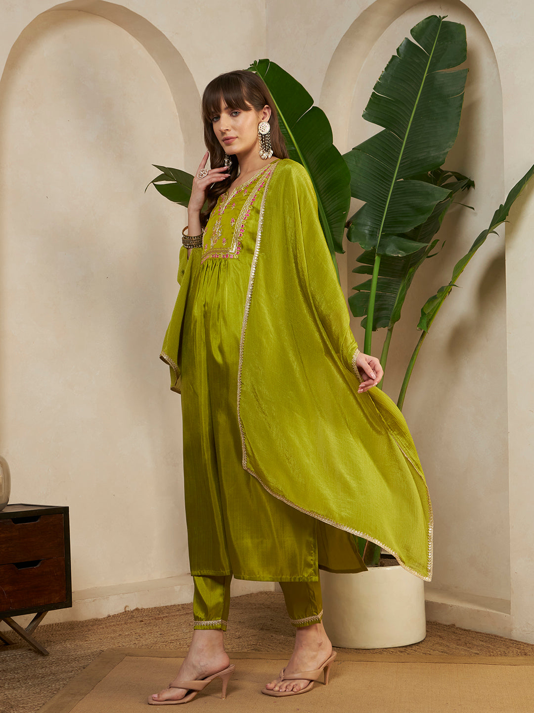 Women Green Festive Kurta with Embroidered Yoke & Pants with Dupatta Ethnic Set
