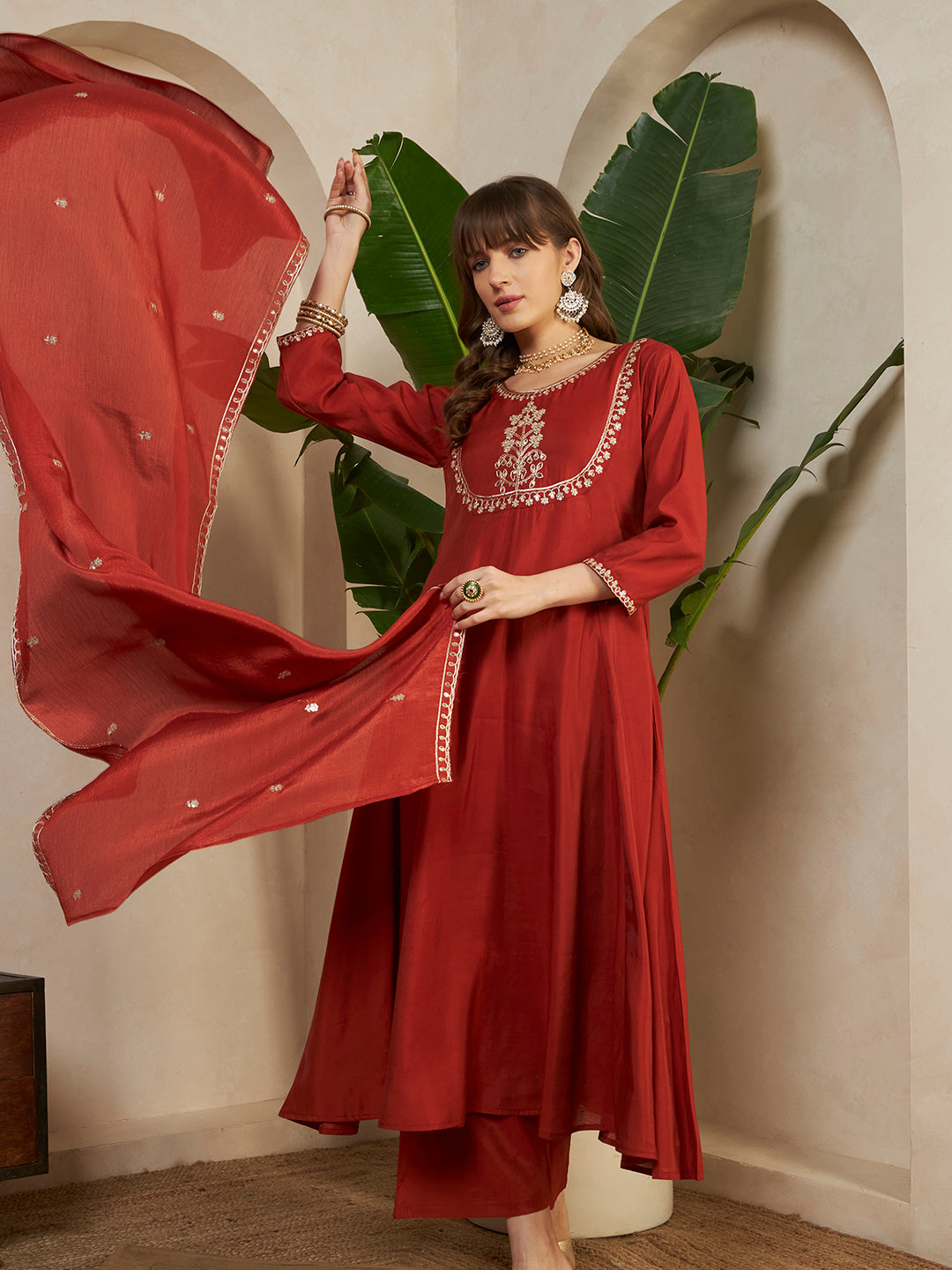 #color_Maroon