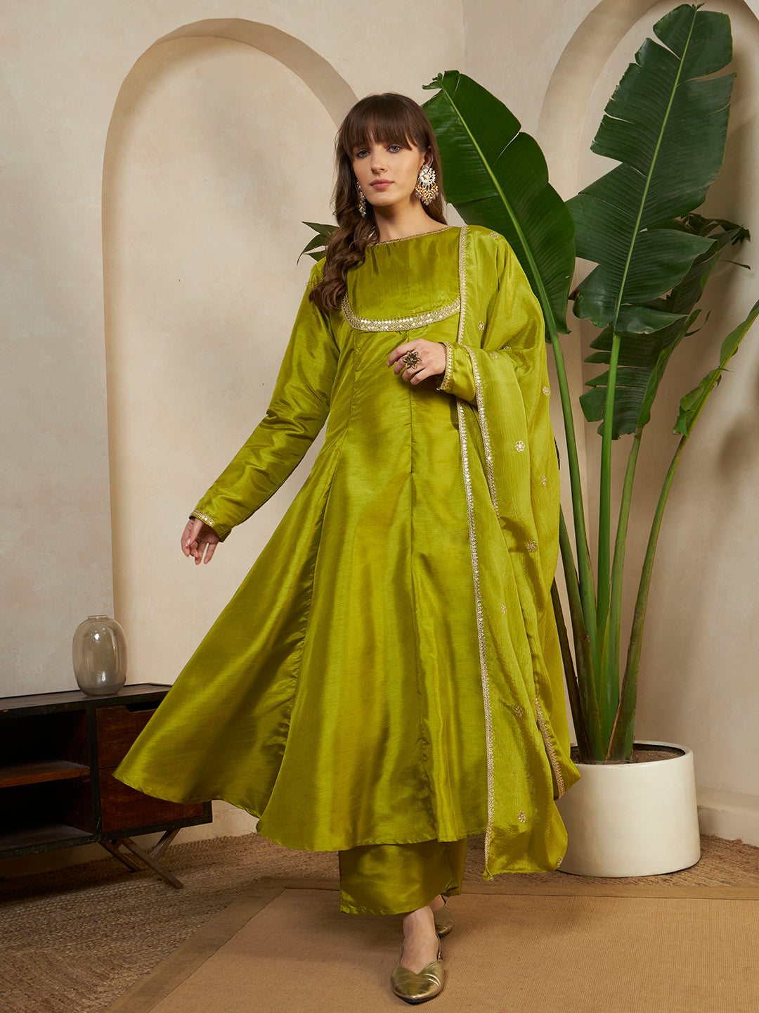 #color_Green