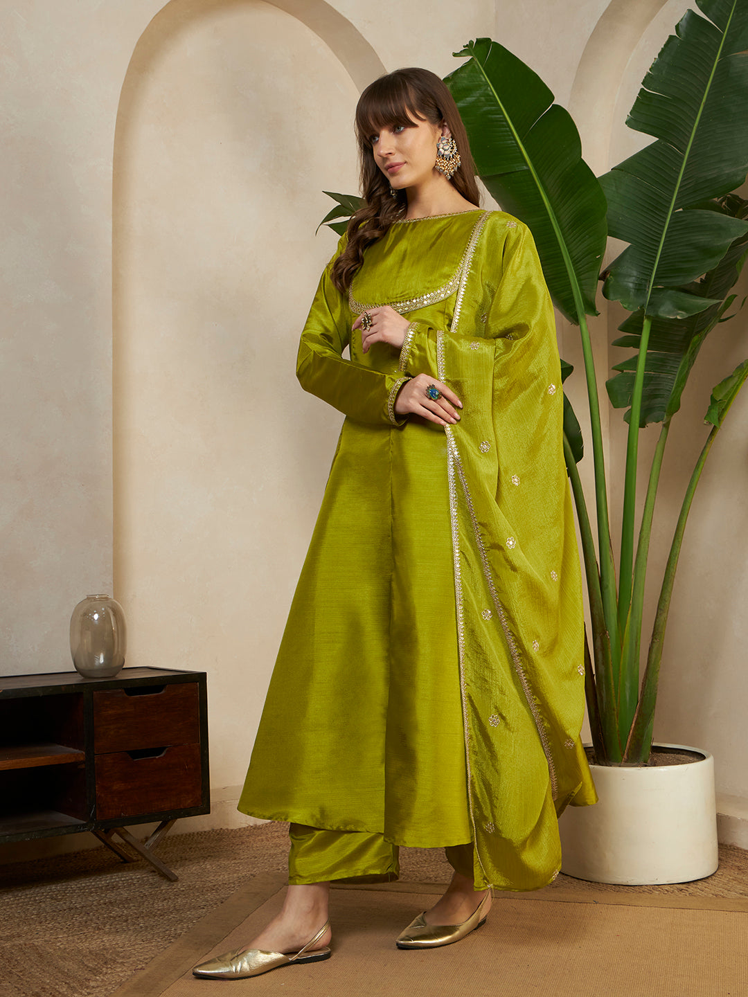 #color_Green
