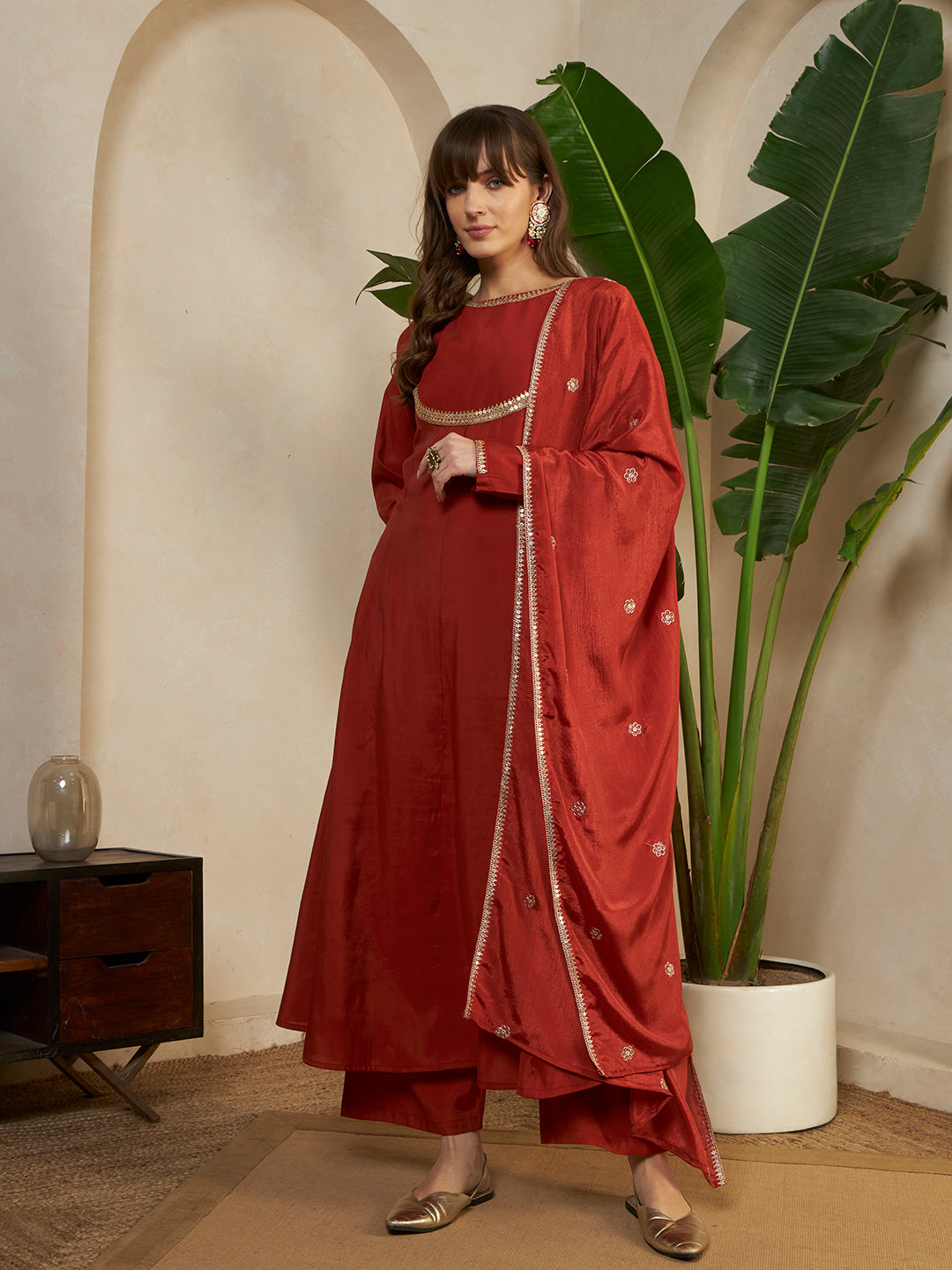#color_Maroon