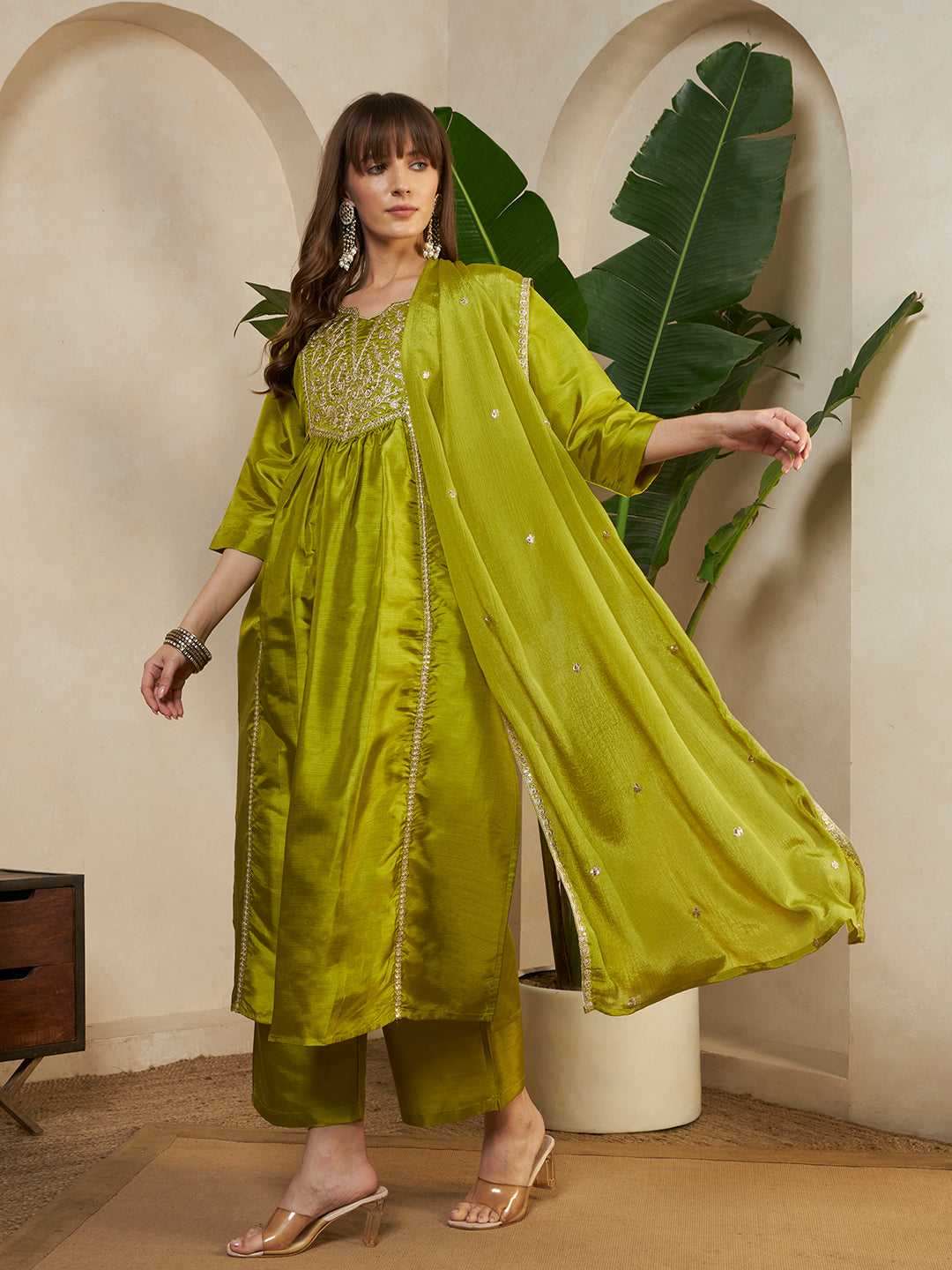 #color_Green