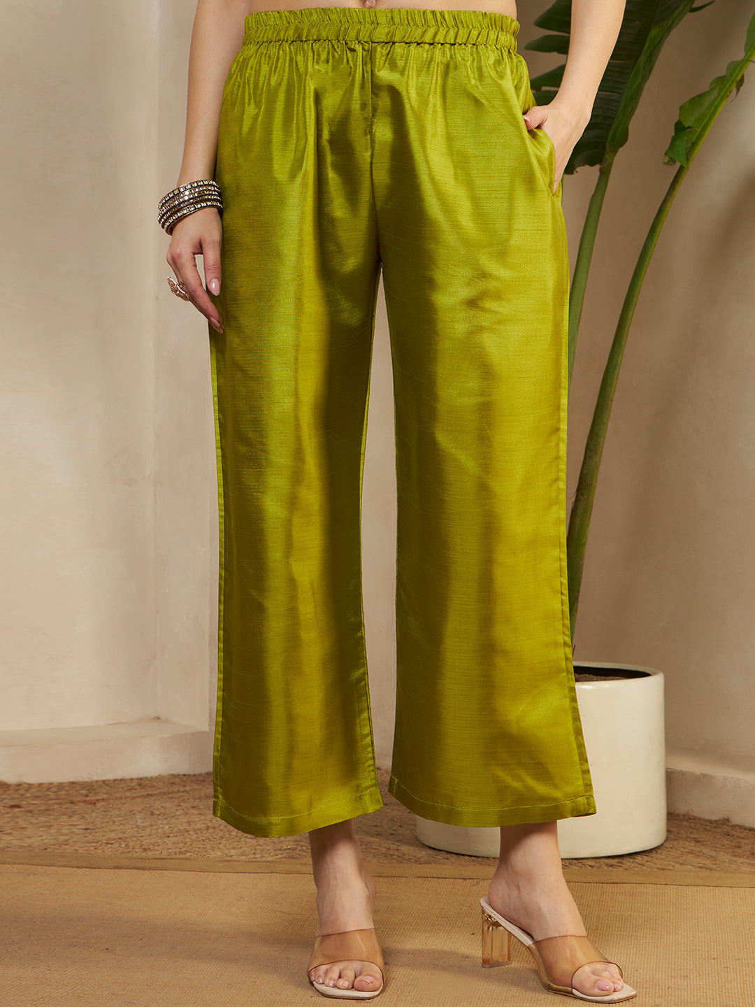 #color_Green