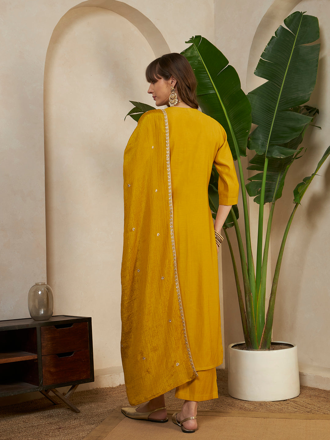 #color_Yellow