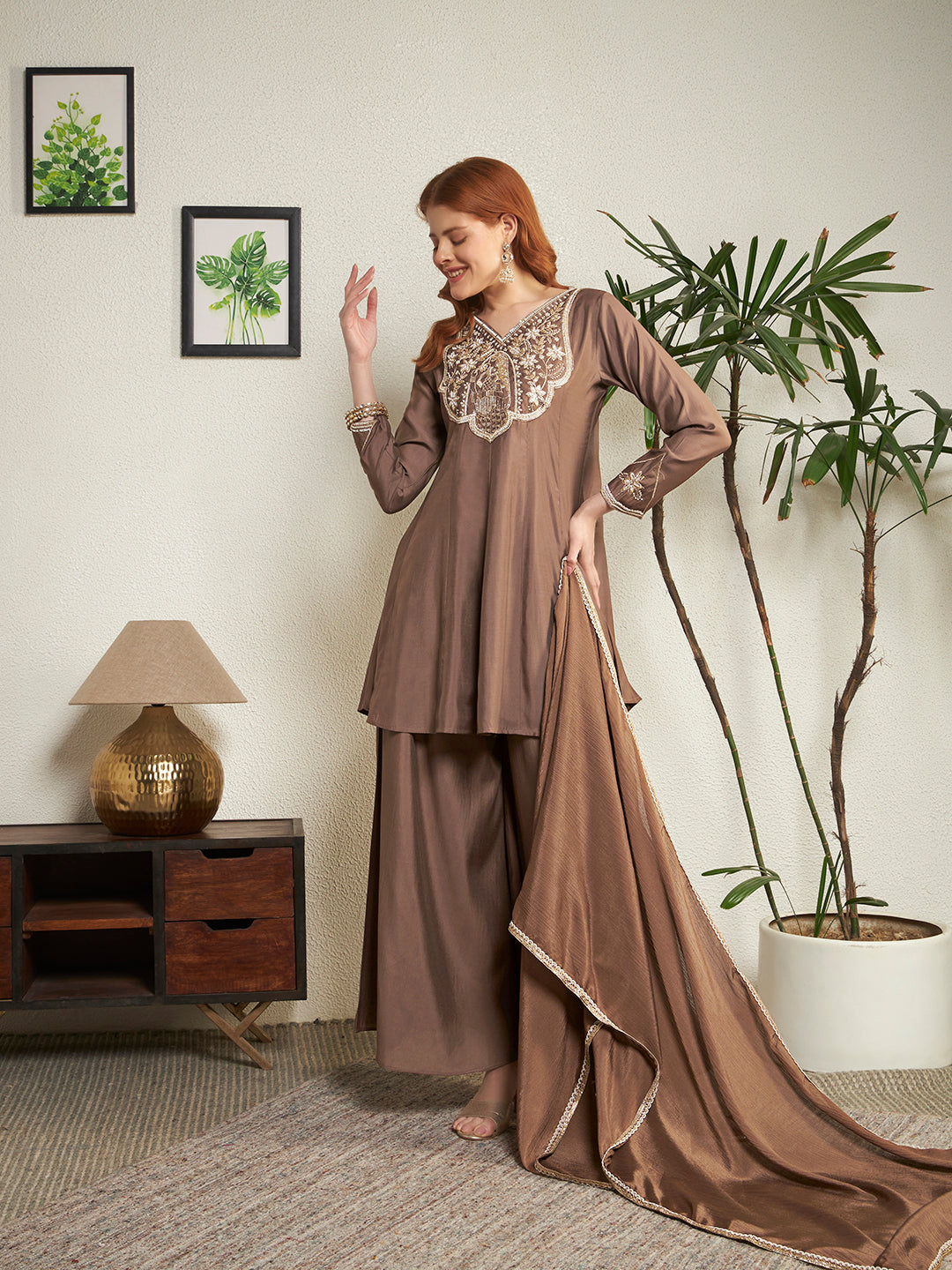 #color_Brown