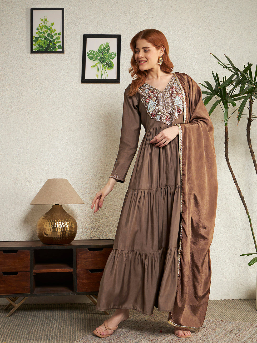 #color_Brown