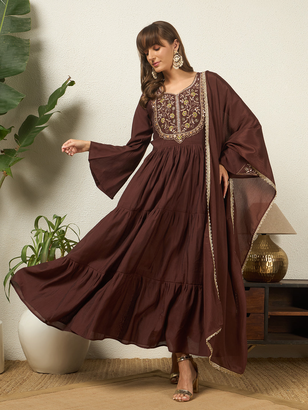 #color_Brown