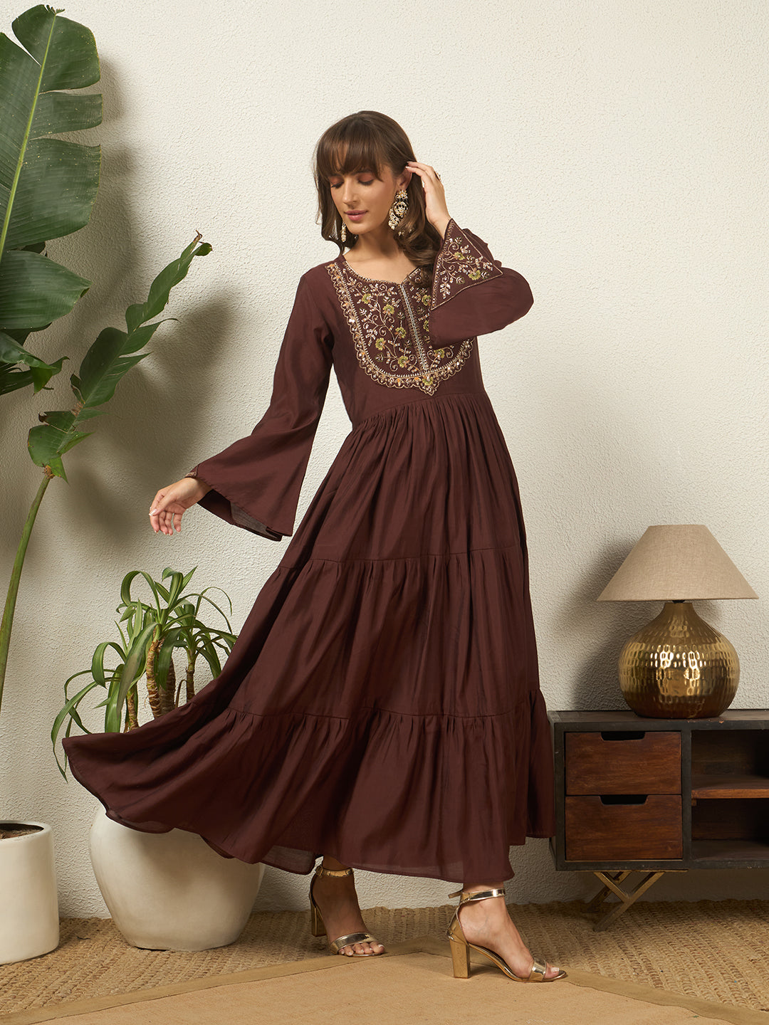 #color_Brown
