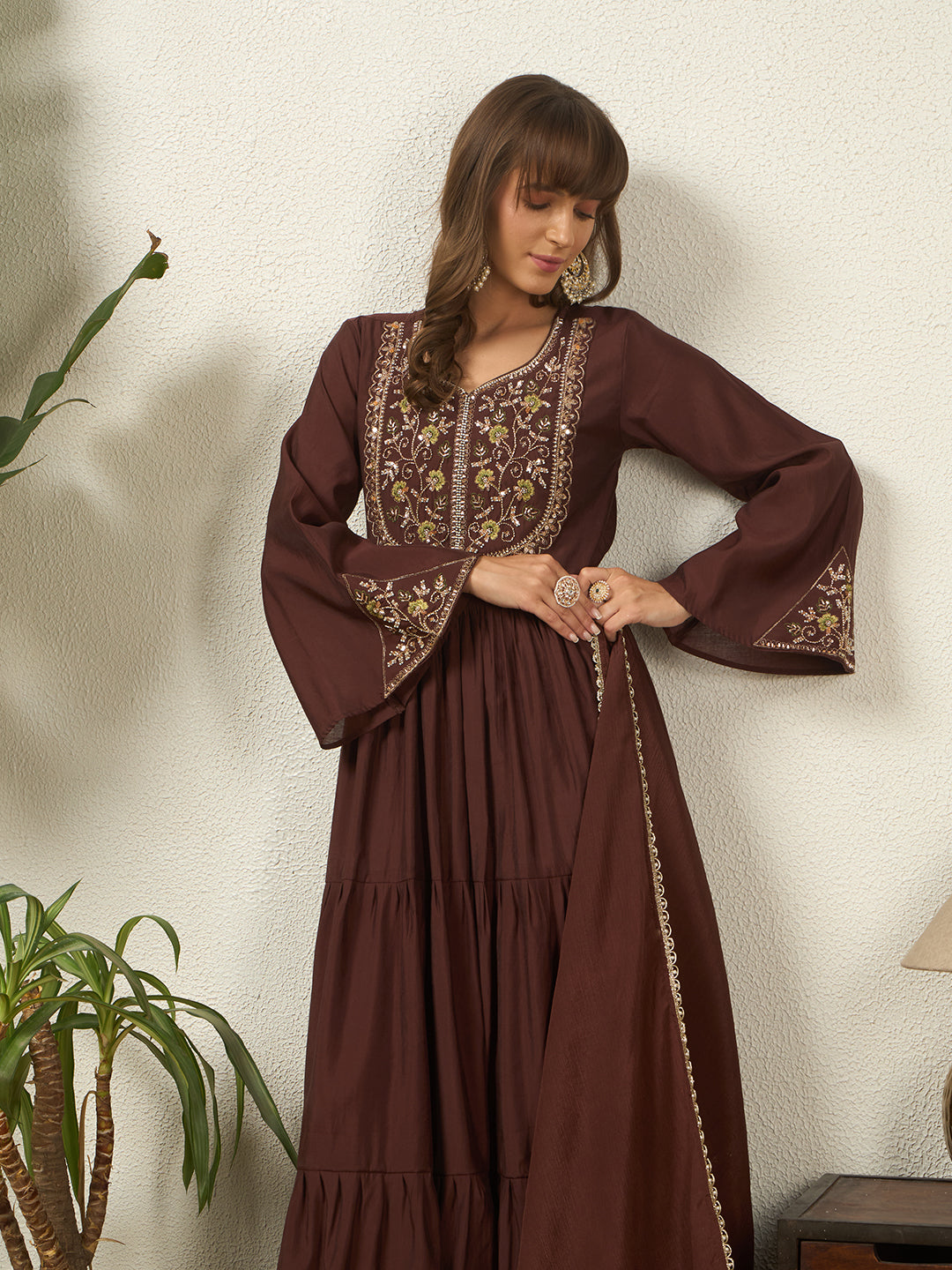 #color_Brown