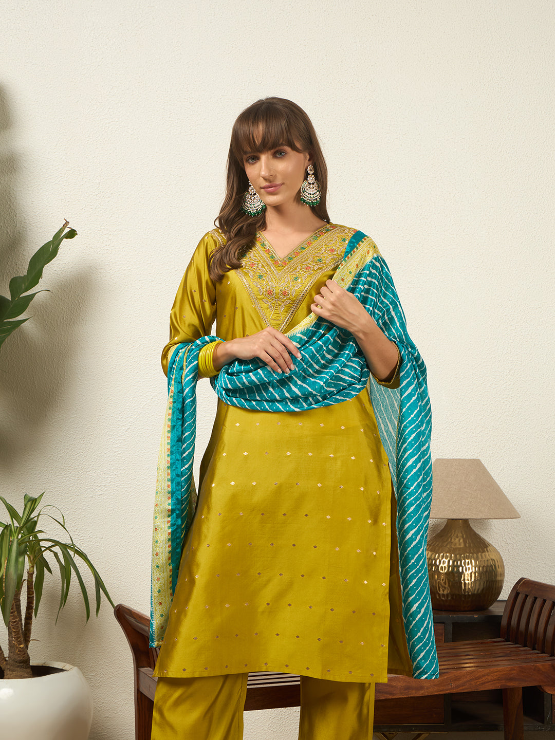 #color_Yellow