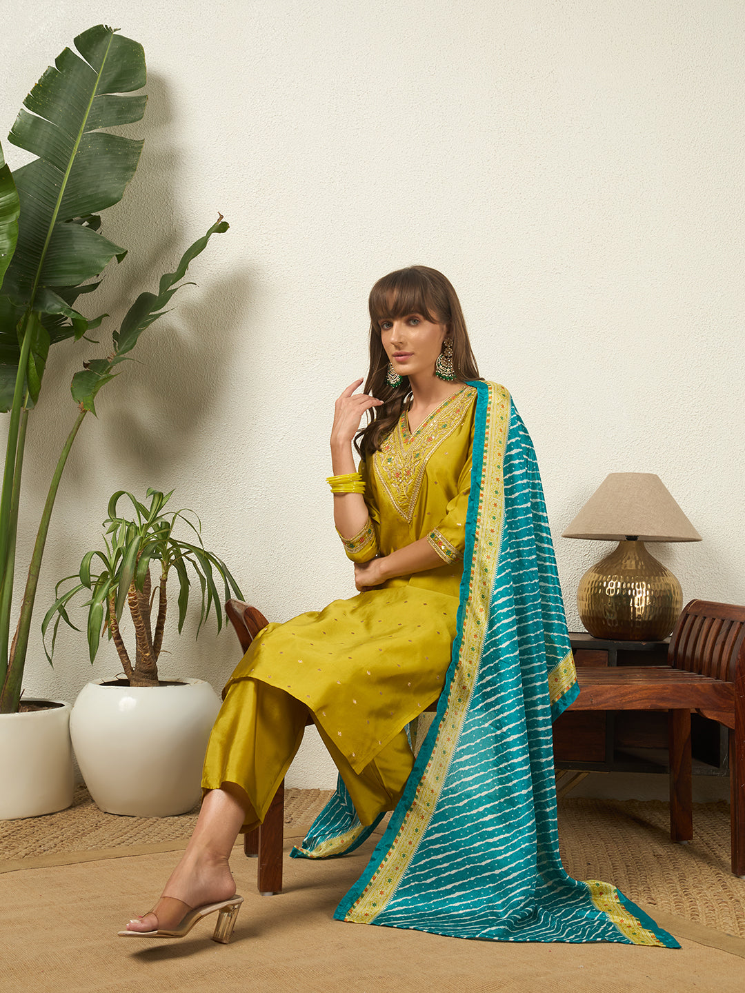 #color_Yellow