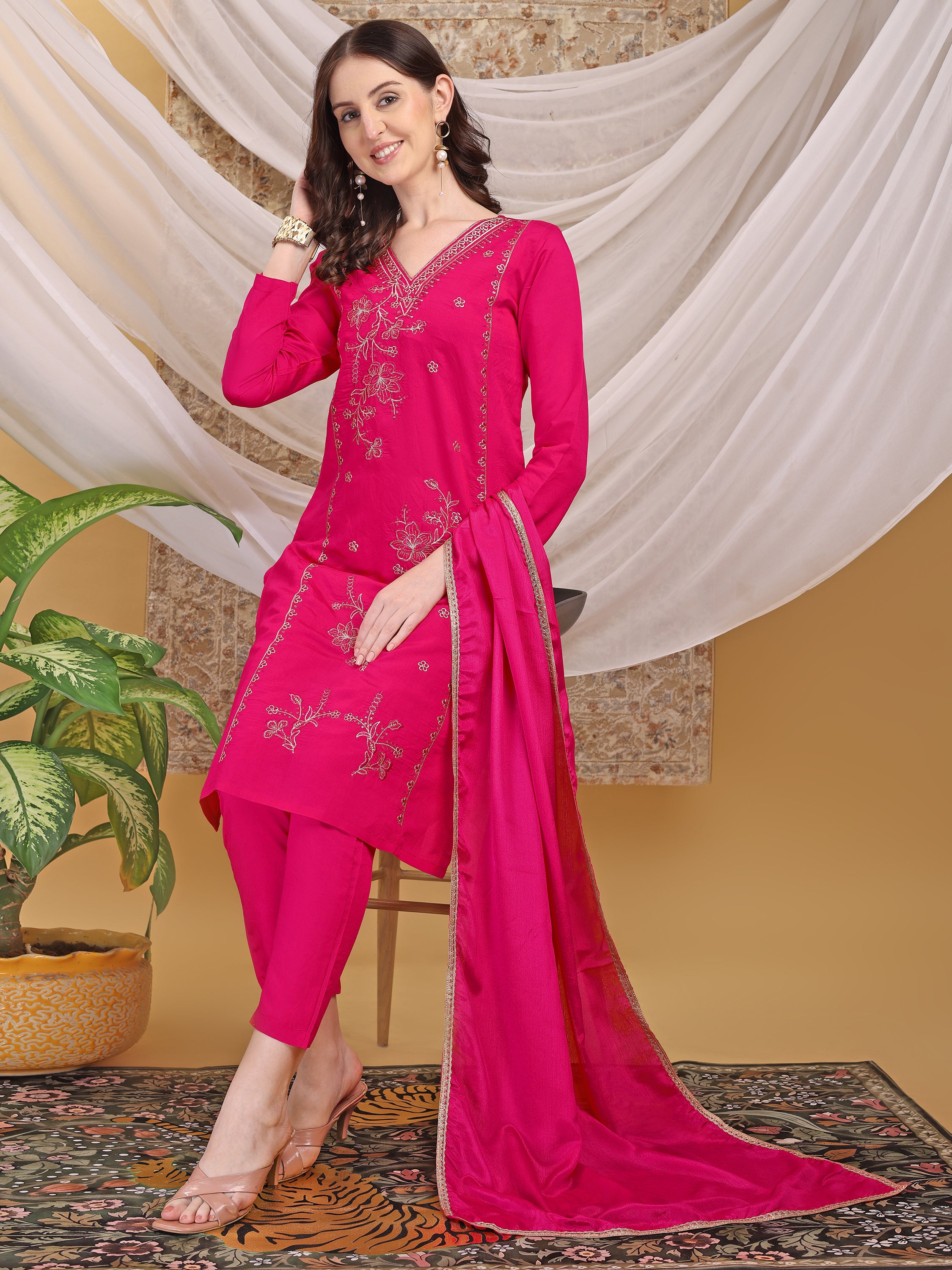 #color_Pink