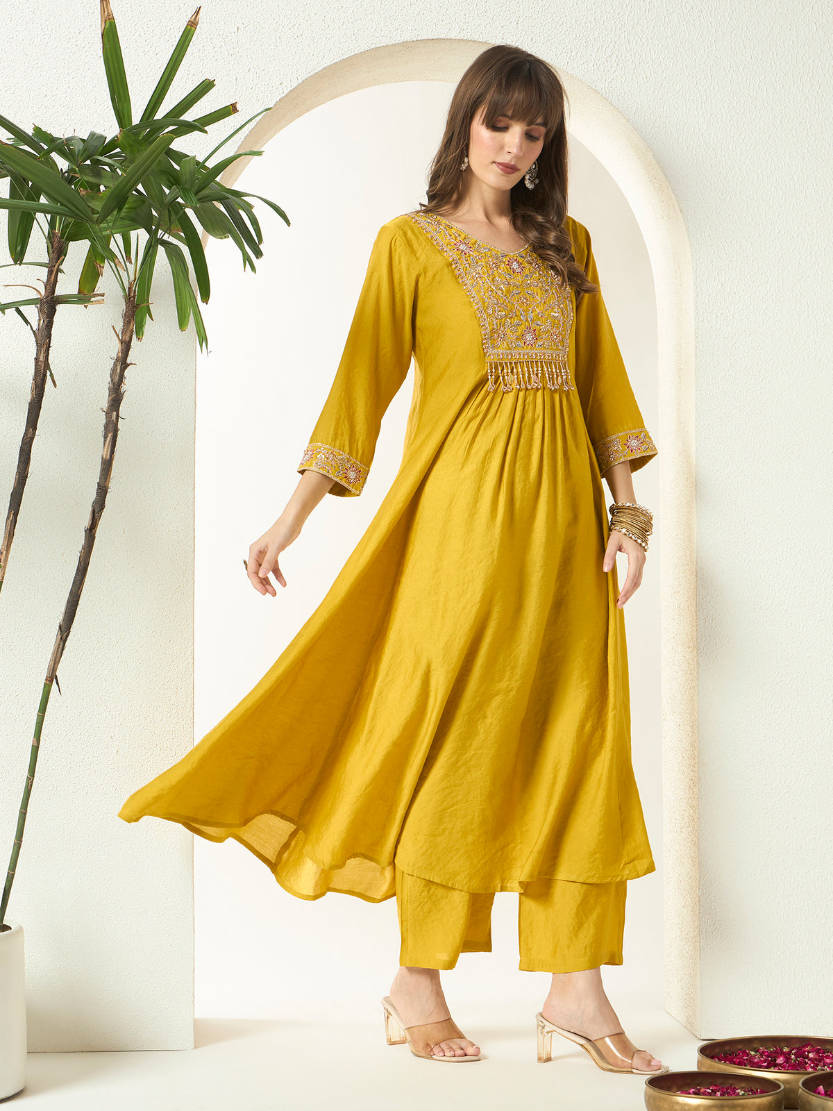 #color_Yellow