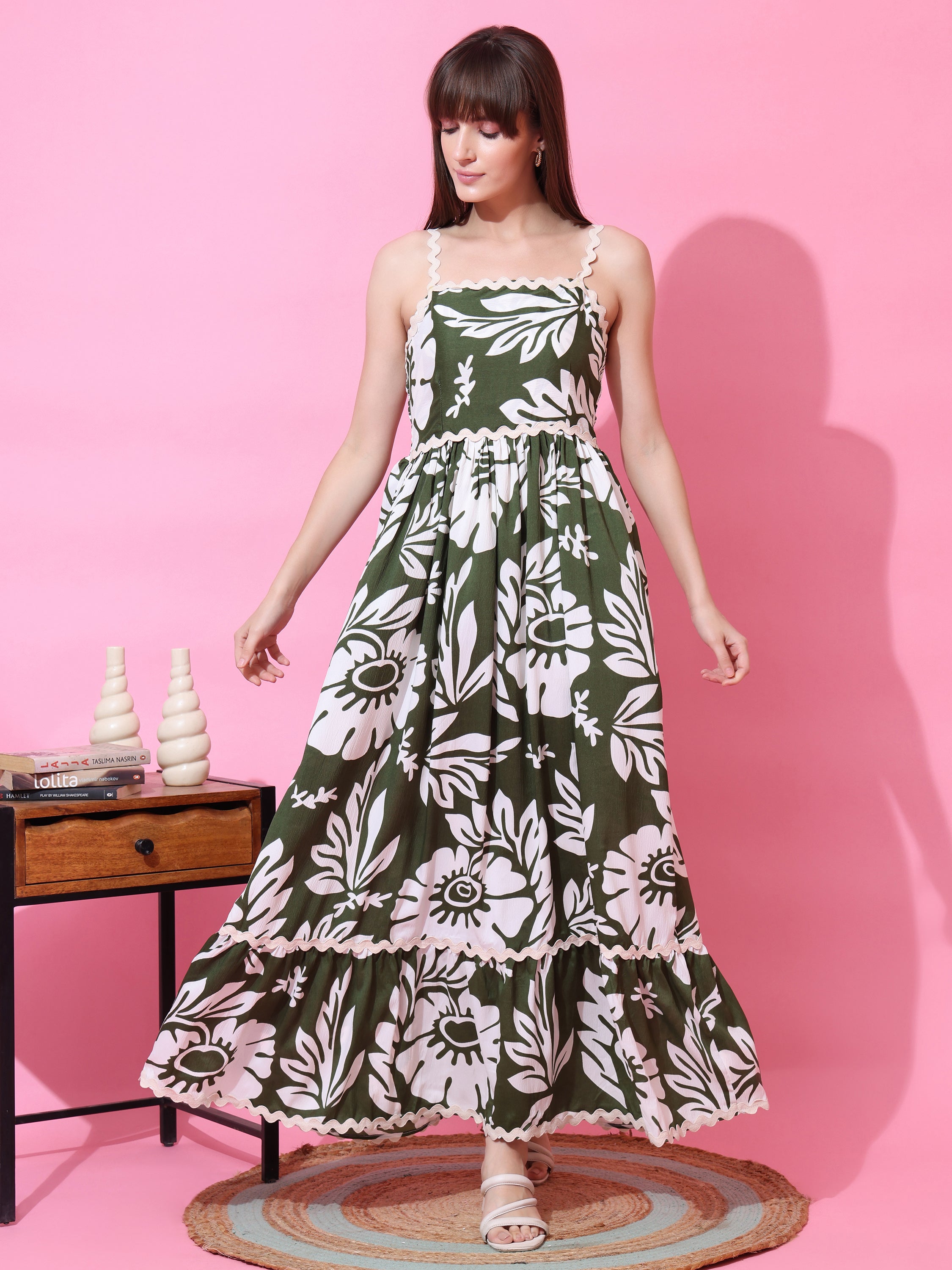 Fit & Flare Floral Shoulder Straps Maxi Dress With Strappy Sleeves
