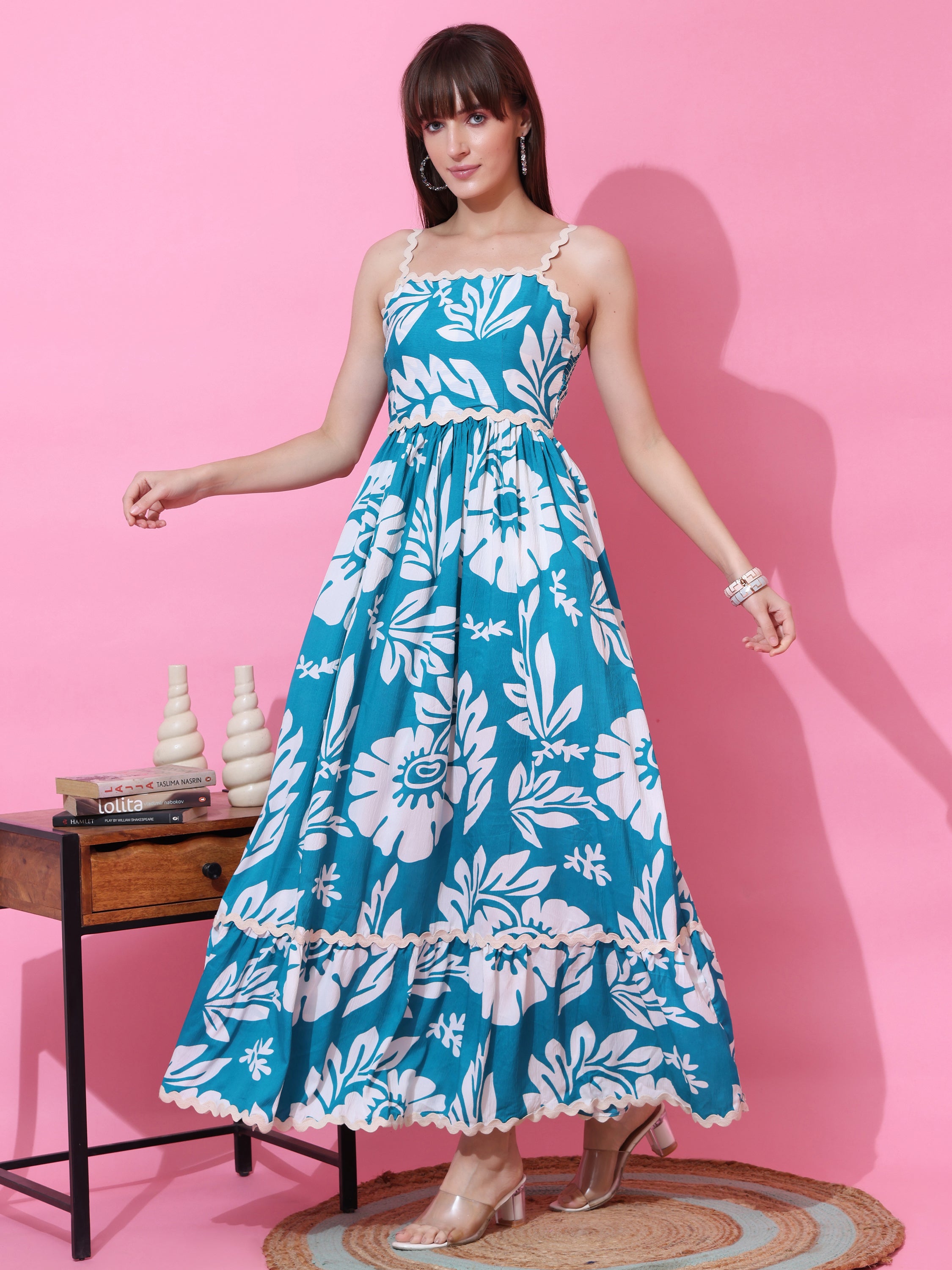 Fit & Flare Floral Shoulder Straps Maxi Dress With Strappy Sleeves