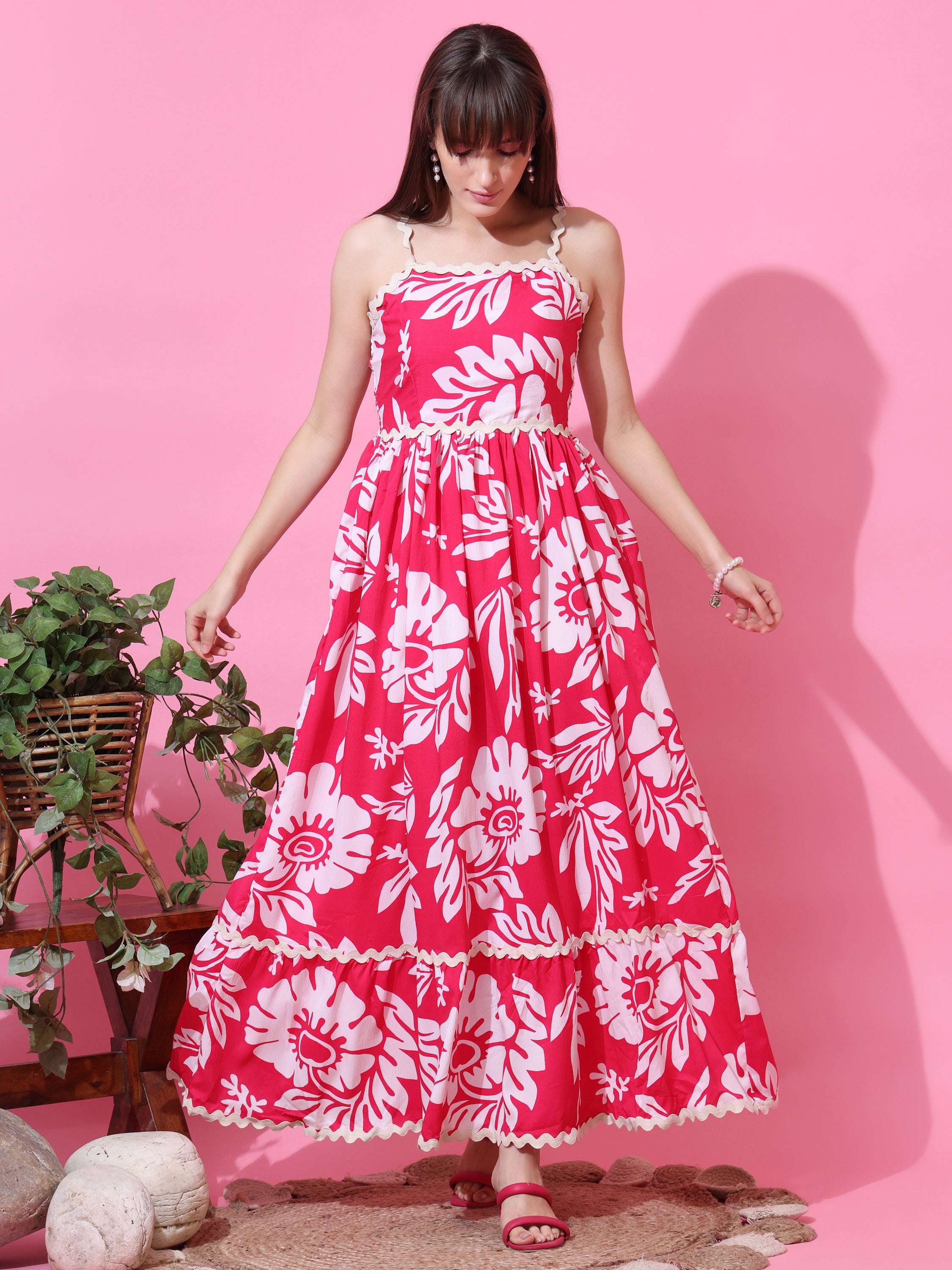 Fit & Flare Floral Shoulder Straps Maxi Dress With Strappy Sleeves