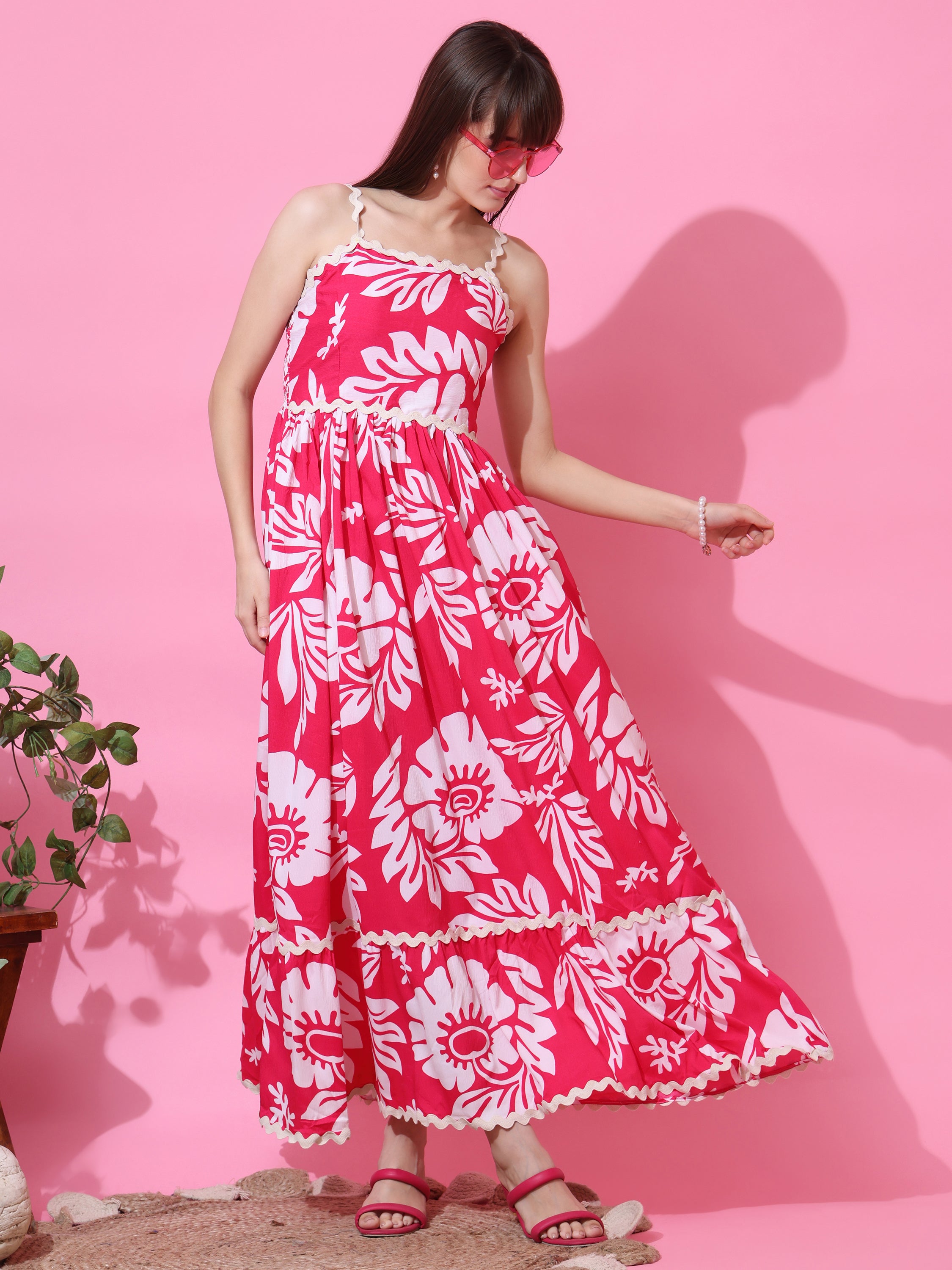 Fit & Flare Floral Shoulder Straps Maxi Dress With Strappy Sleeves