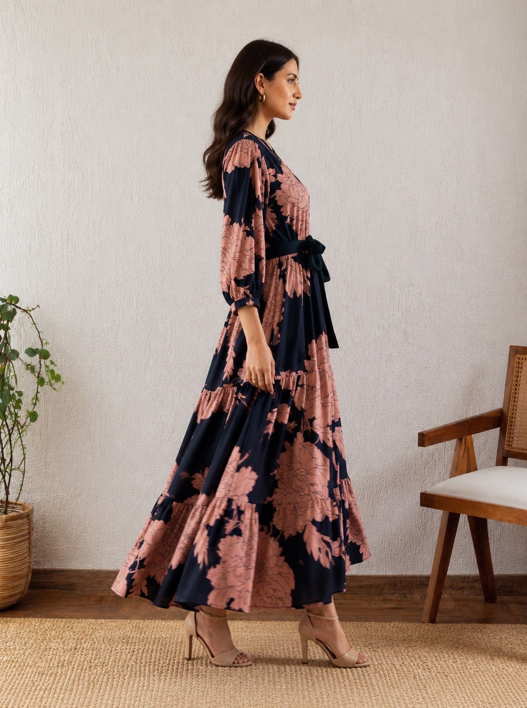Women’s Black Floral Printed Wrap Style Maxi Dress V-Neck Fit & Flare Dress with Waist Tie-Up Belt and 3/4 Puff Sleeves