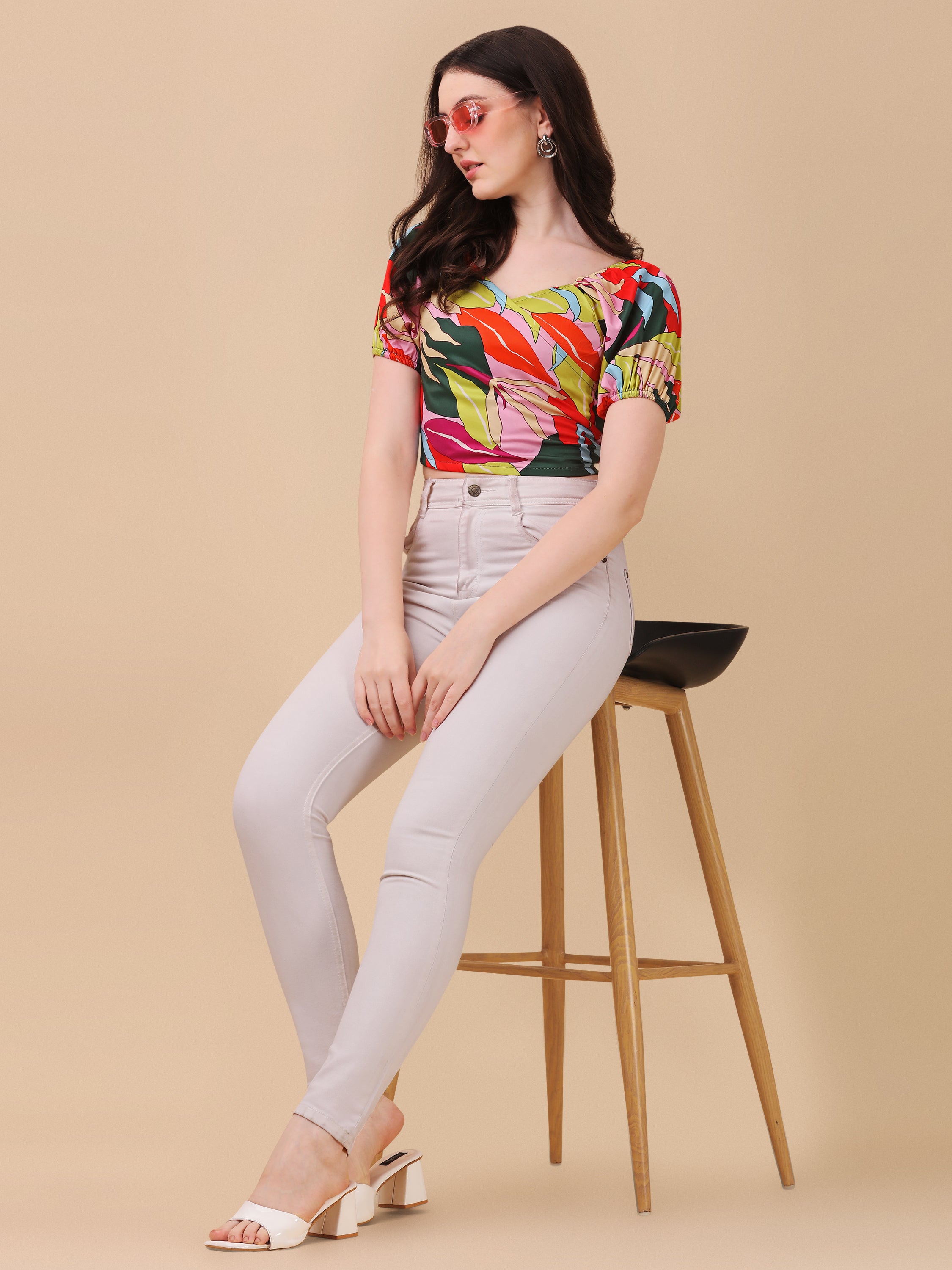 Casual Short Sleeve V-Neck Printed Women Crop Top