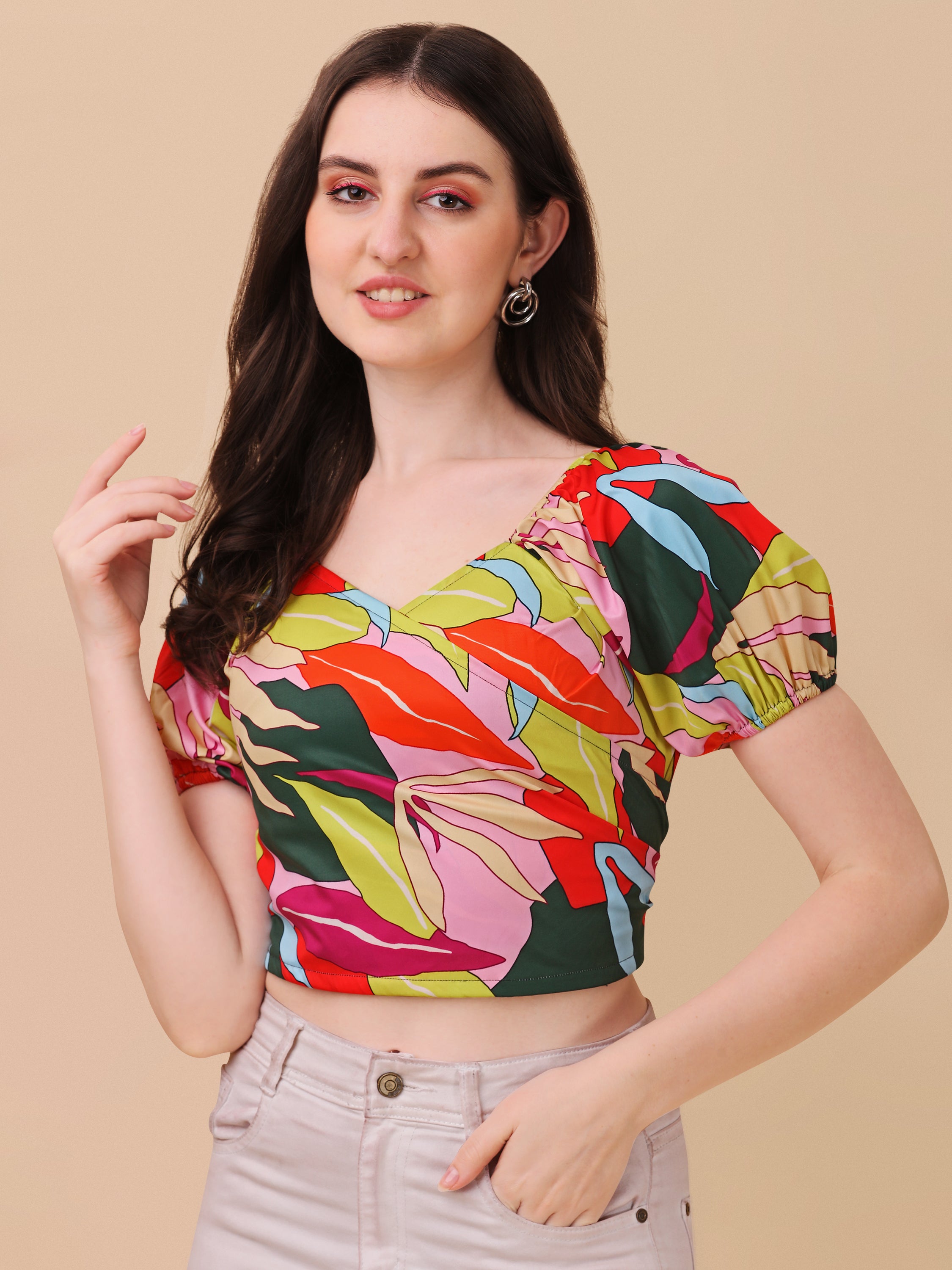 Casual Short Sleeve V-Neck Printed Women Crop Top