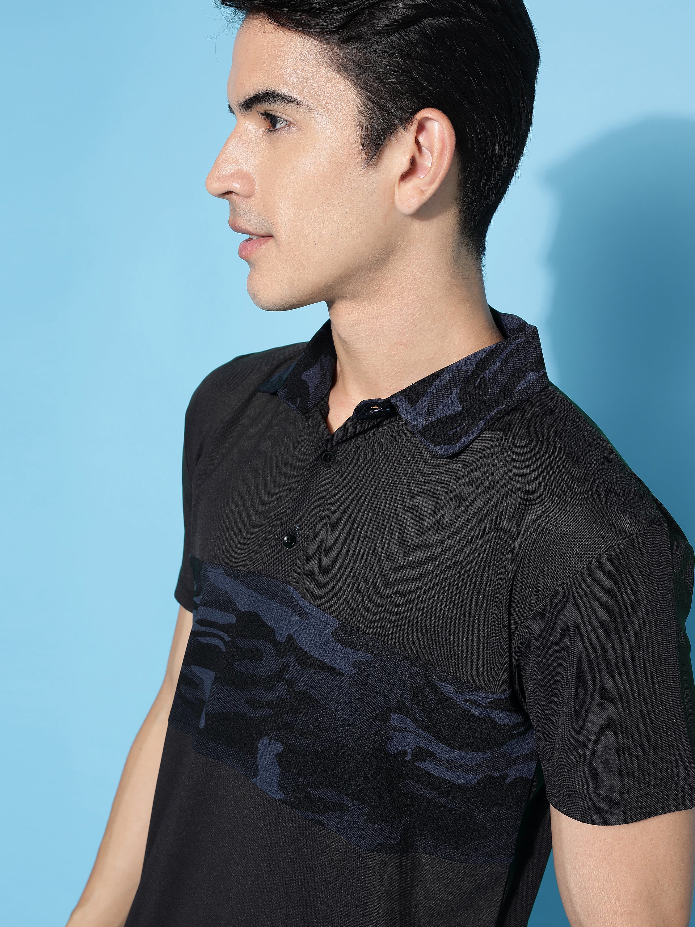 Men Solid Polo Neck Cotton Blend Black T-Shirt