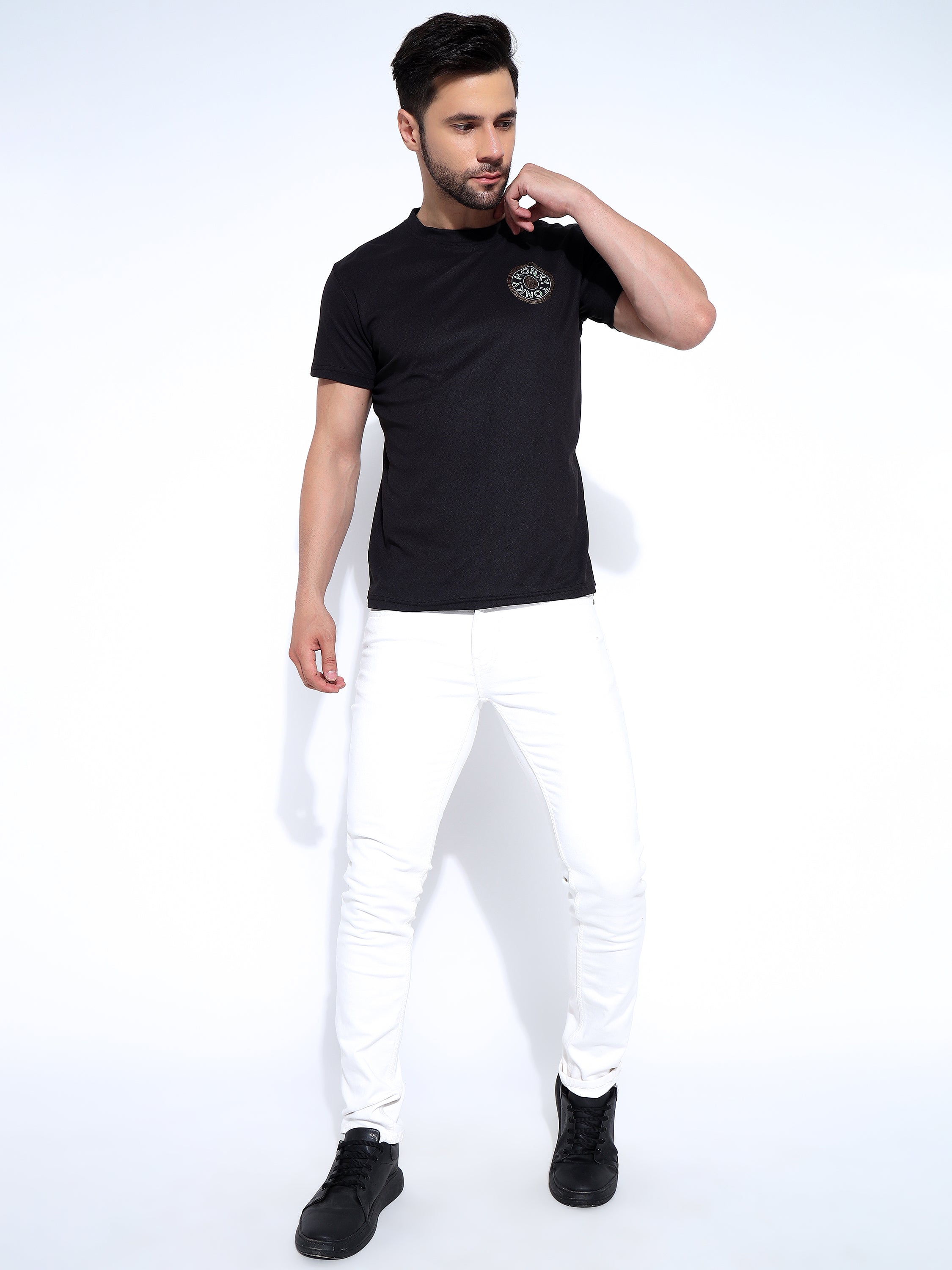 Men Solid Round Neck Ragular Fit T-Shirt