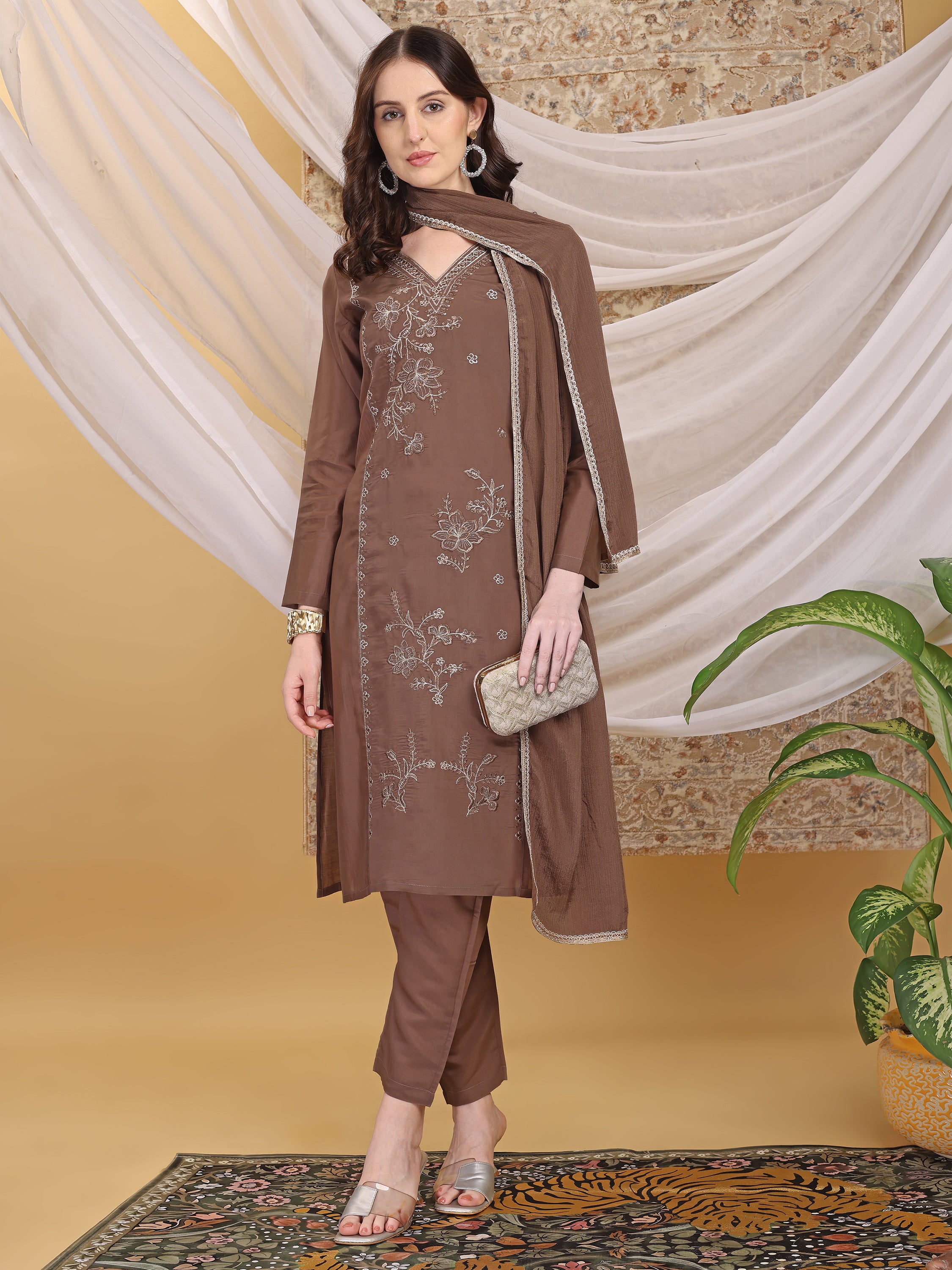 #color_Brown1