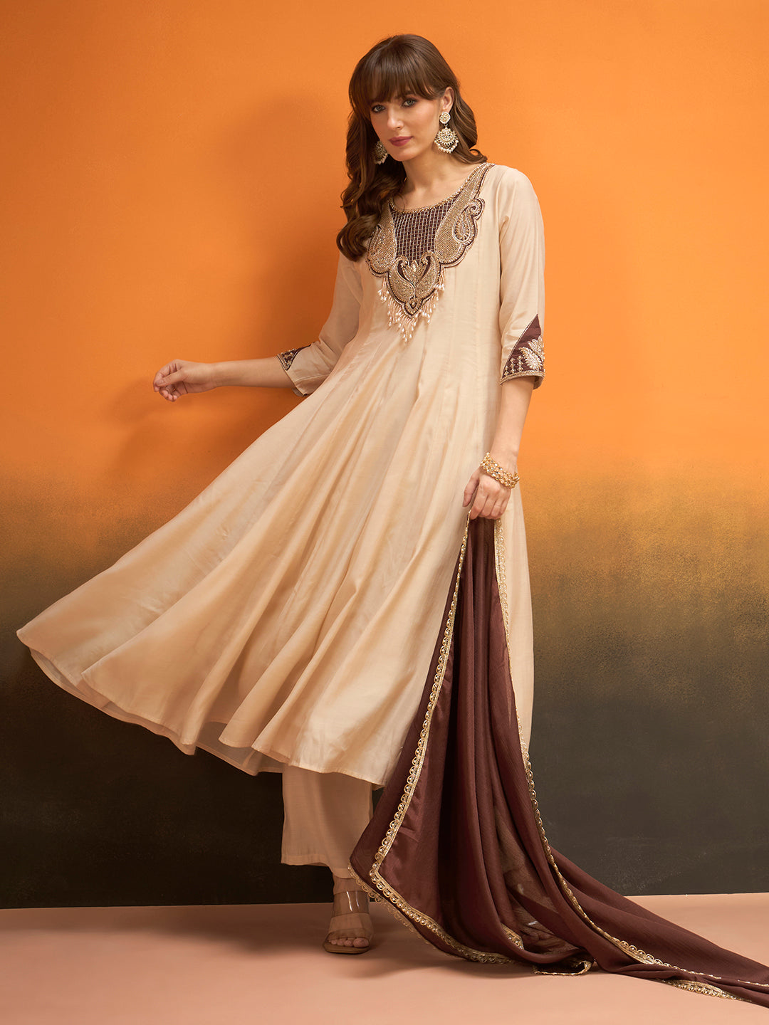 #color_Brown