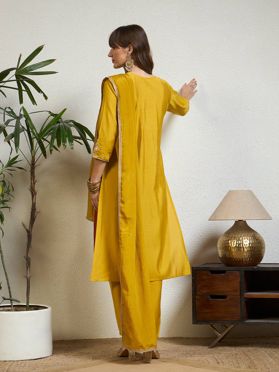 #color_Yellow