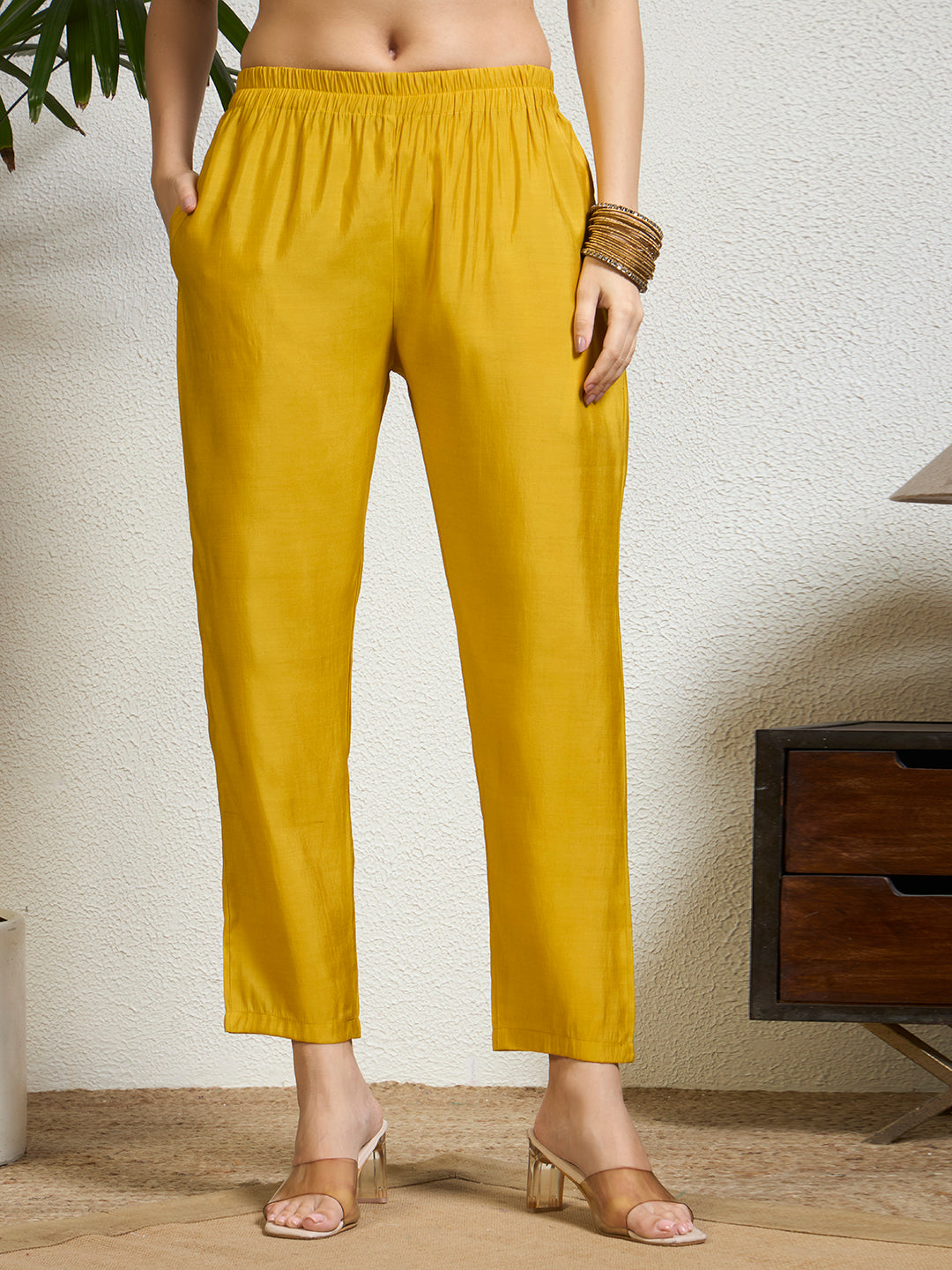 #color_Yellow