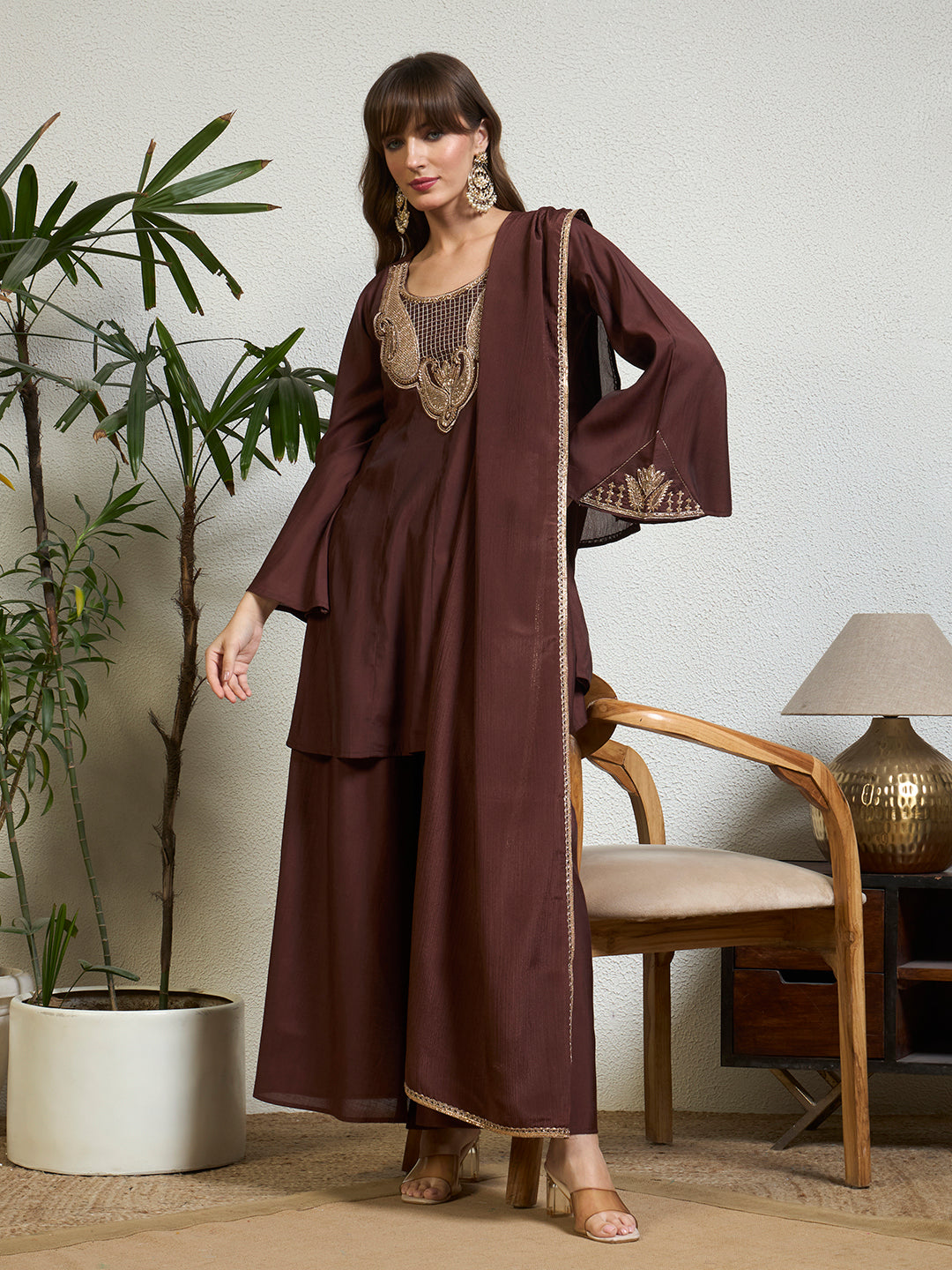 #color_Brown