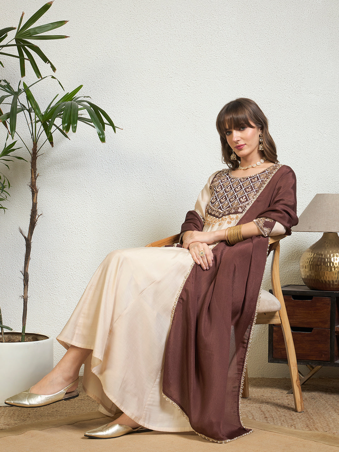 #color_Brown