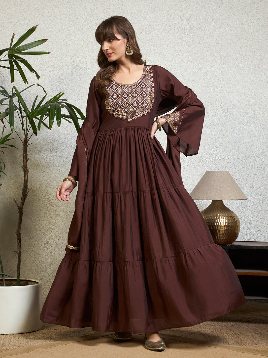 #color_Brown