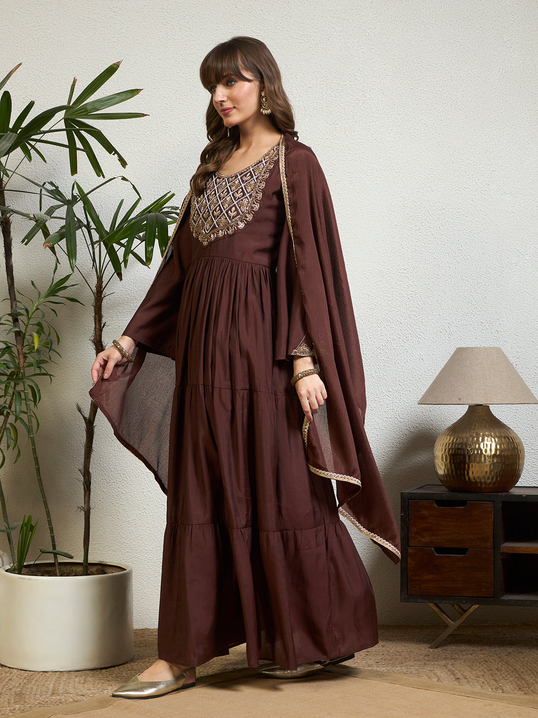 #color_Brown
