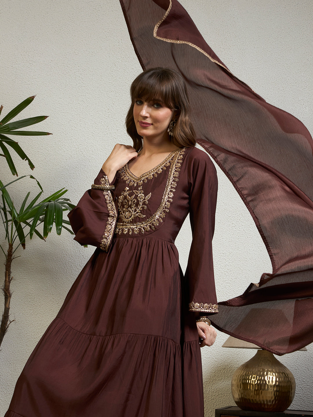 #color_Brown